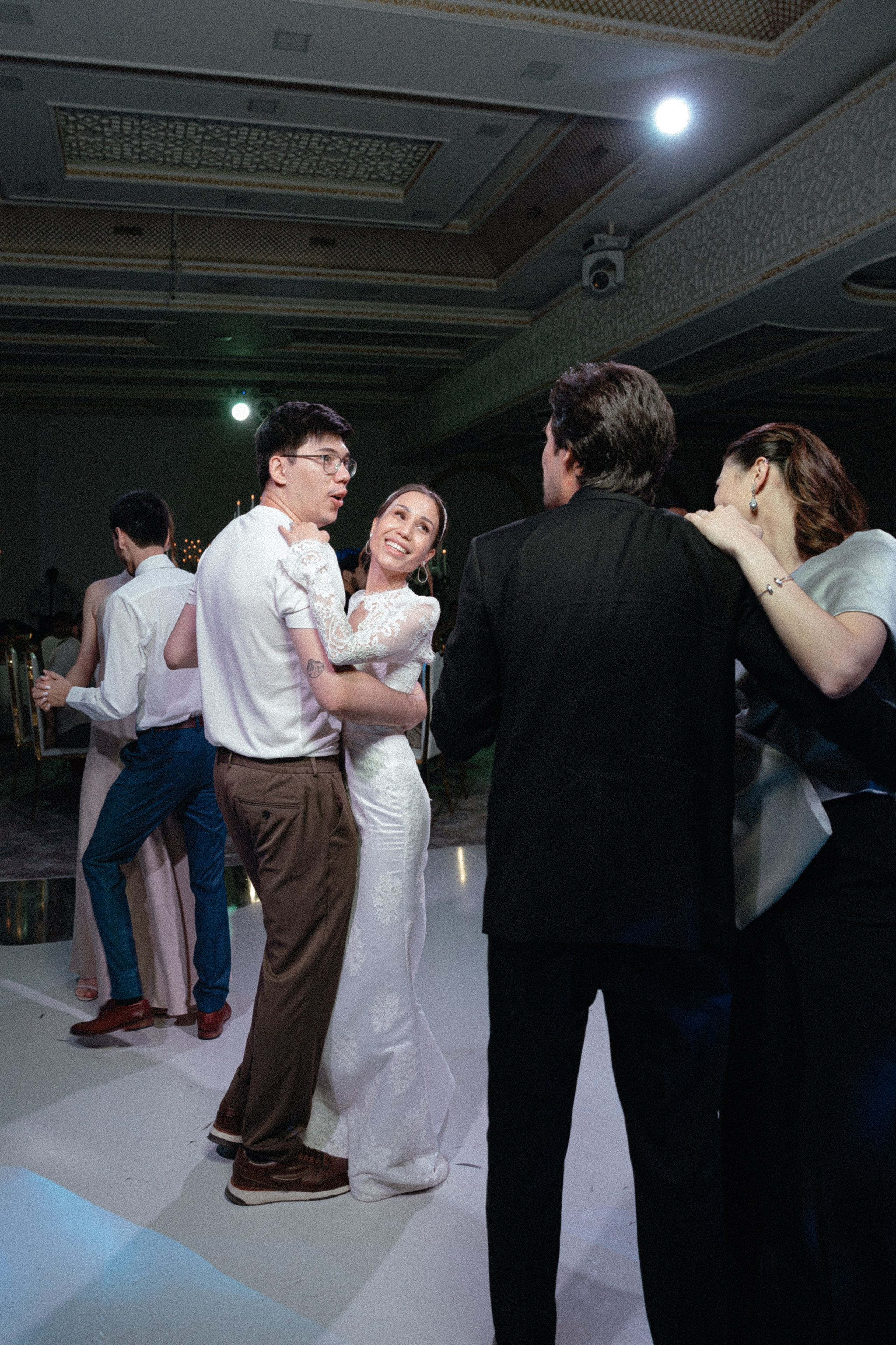 Botir & Zukhra. Главная