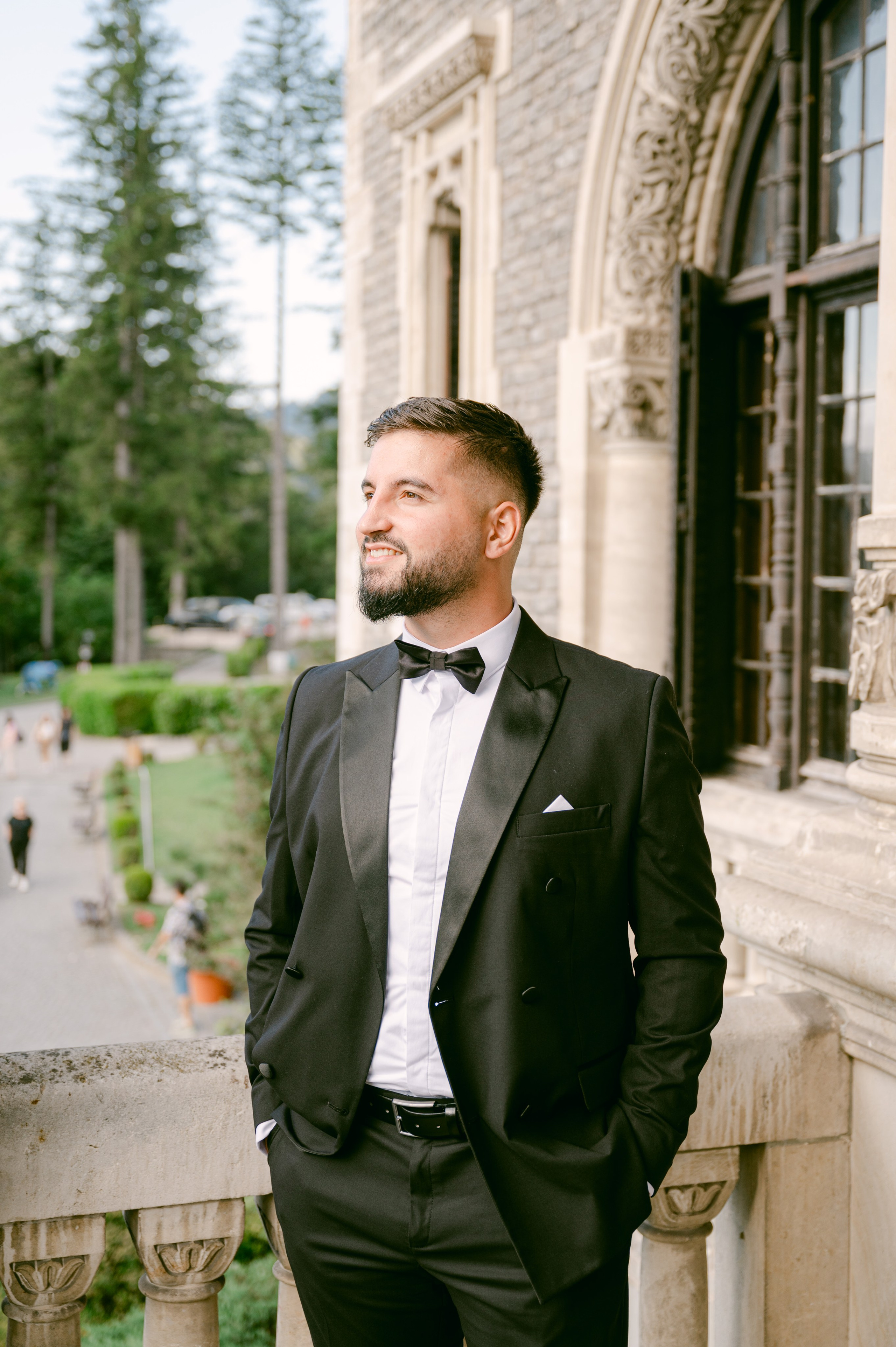 Sedinta foto trash the dress la castelul Cantacuzino
