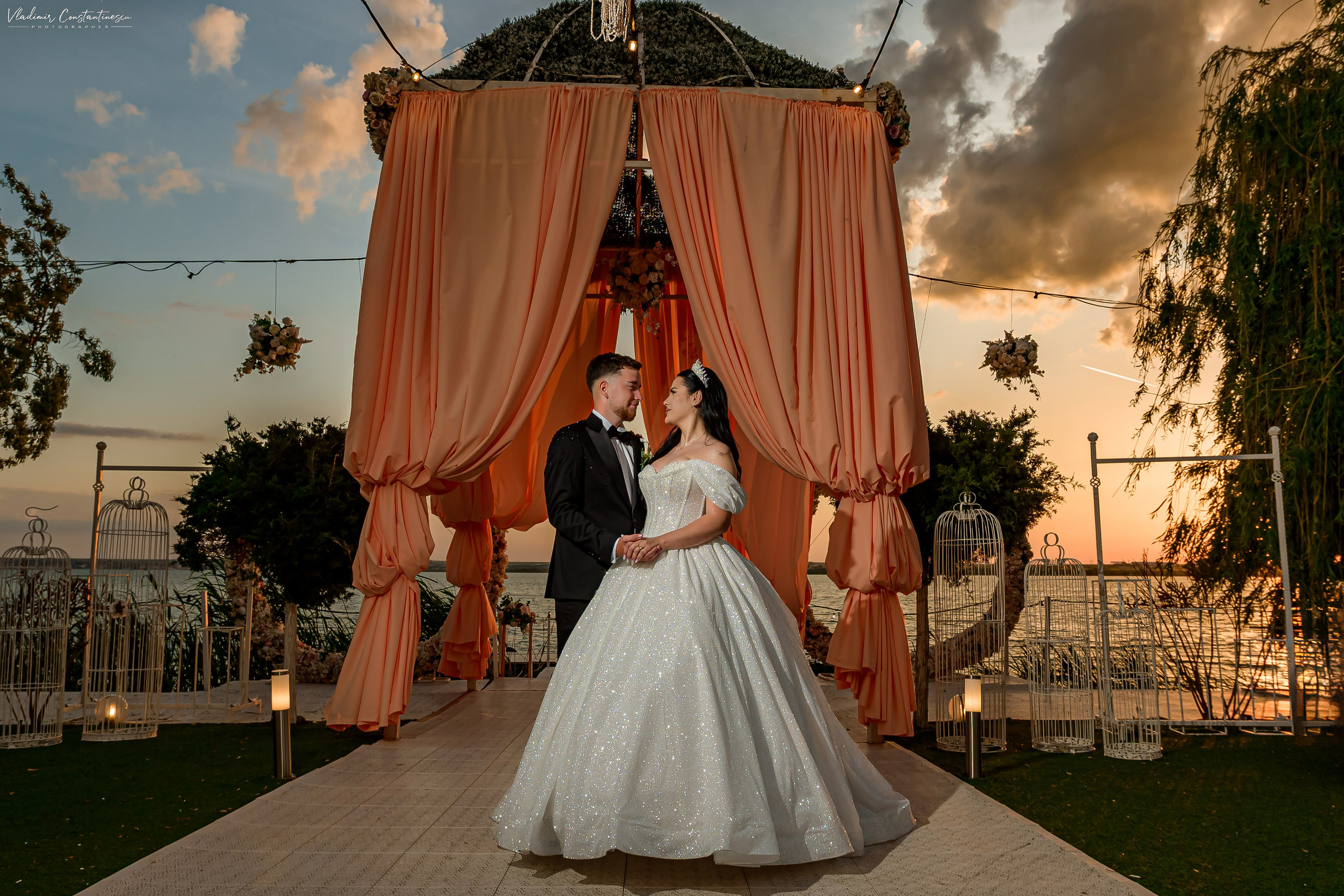 Ana & Florin. Vladimir Constantinescu - Fotograf de nunta Constanta