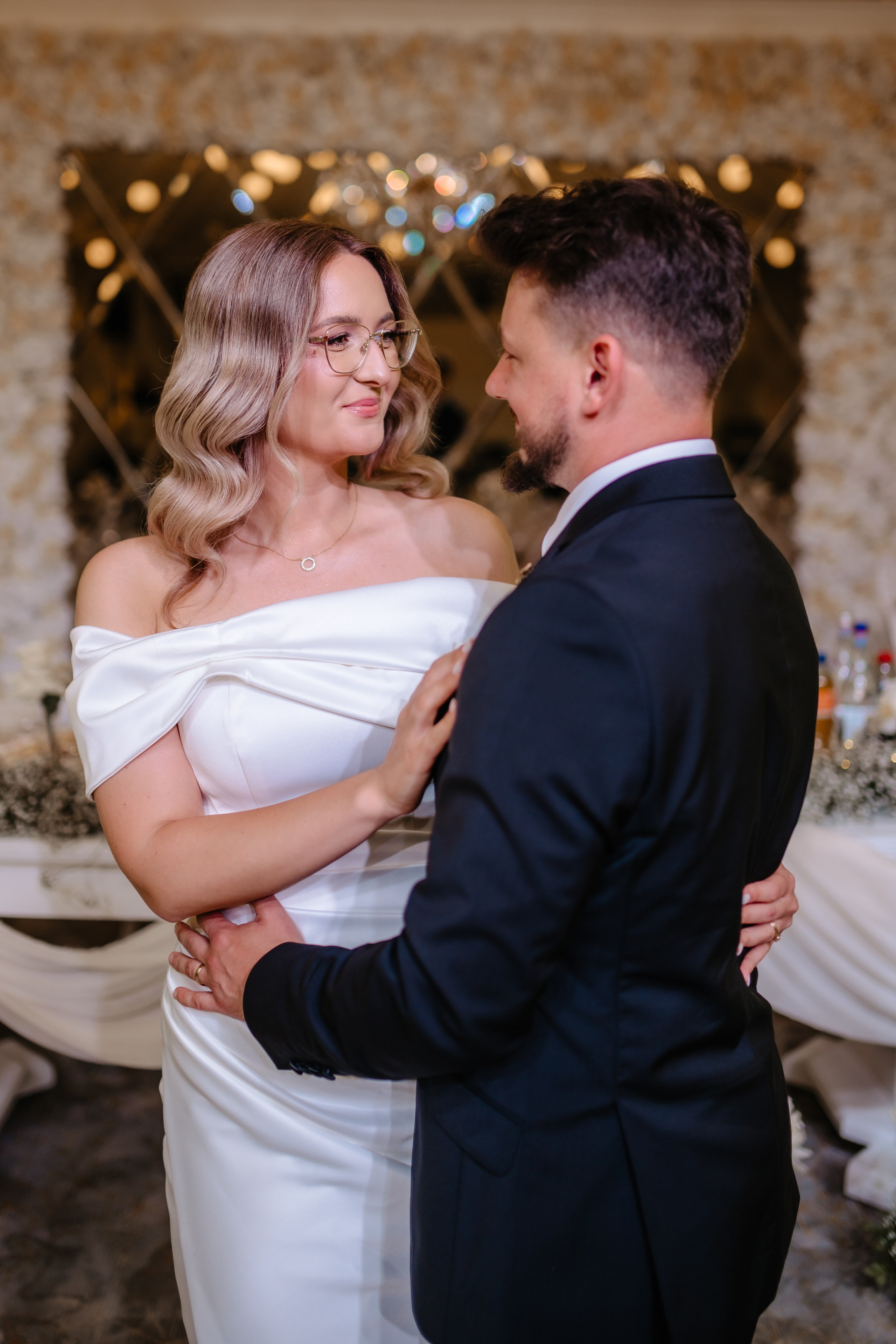 Elena + Cristi. Goldut Sergiu Photographer