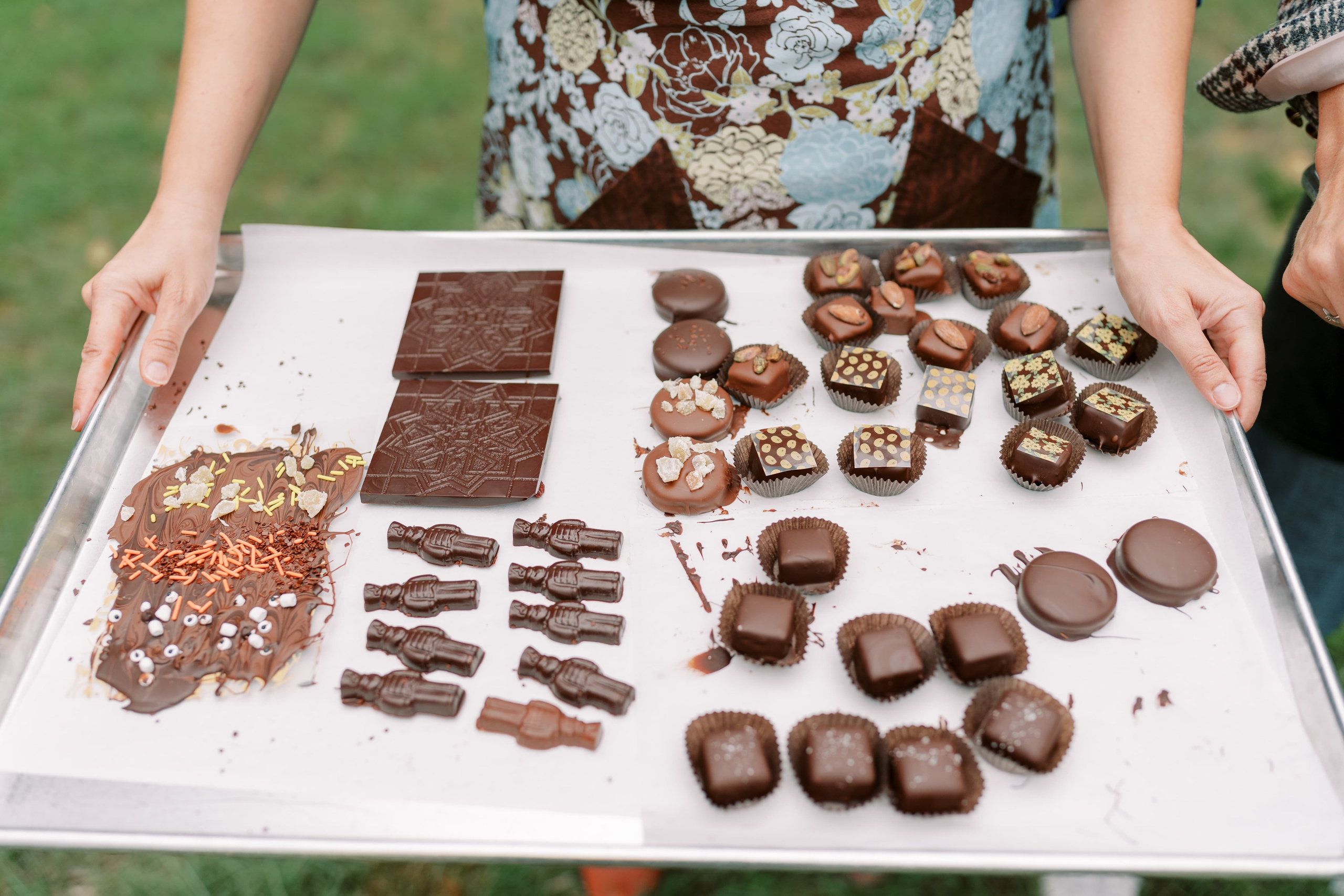Event: Chocolate-Making Workshop. EVAN ARISTOV WEDDING PHOTOGRAPHY — Seattle Wedding Photographer