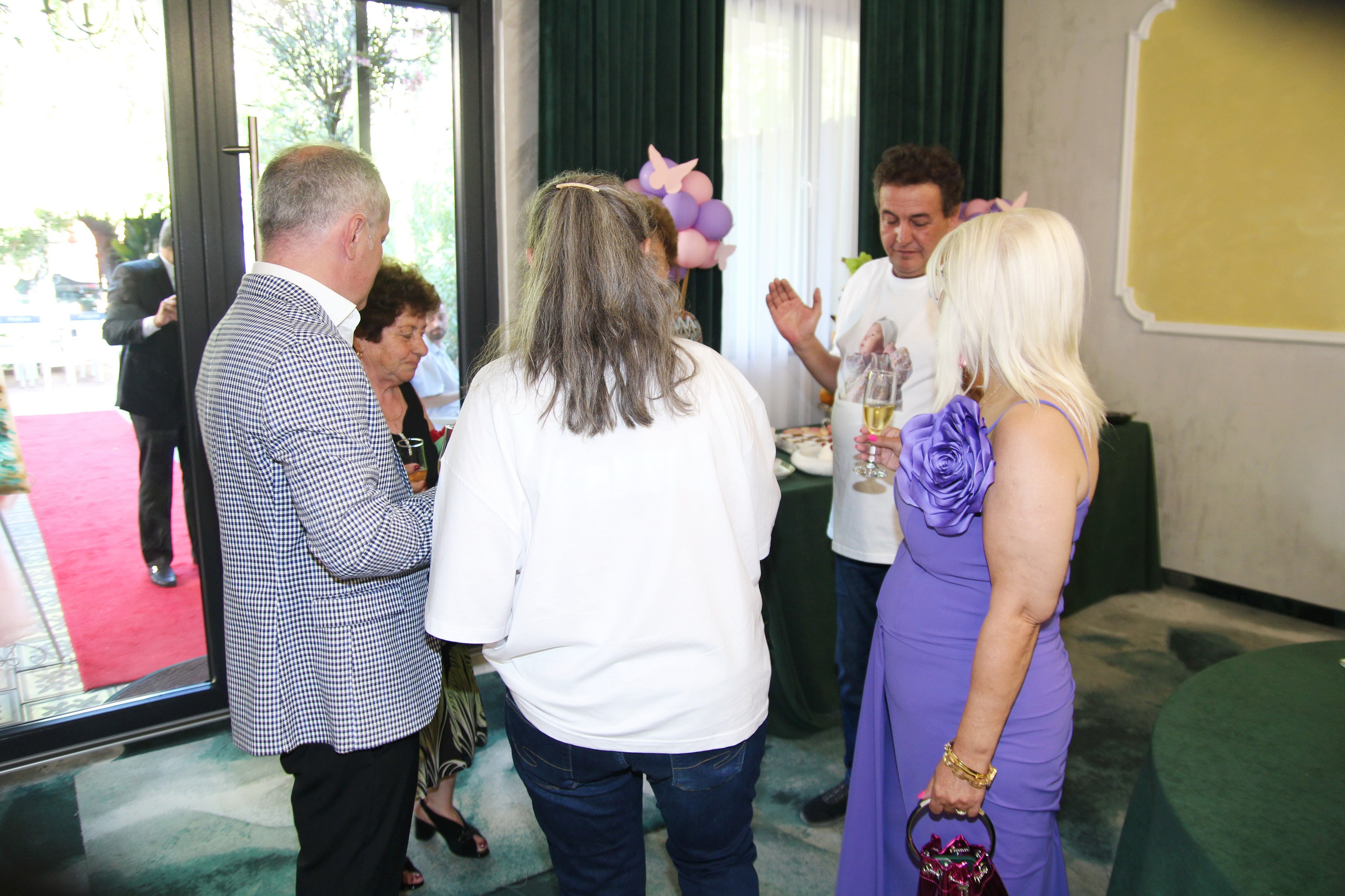 BYZO MEDIA. PETRU BYZO - family and children photographer in ROMANIA