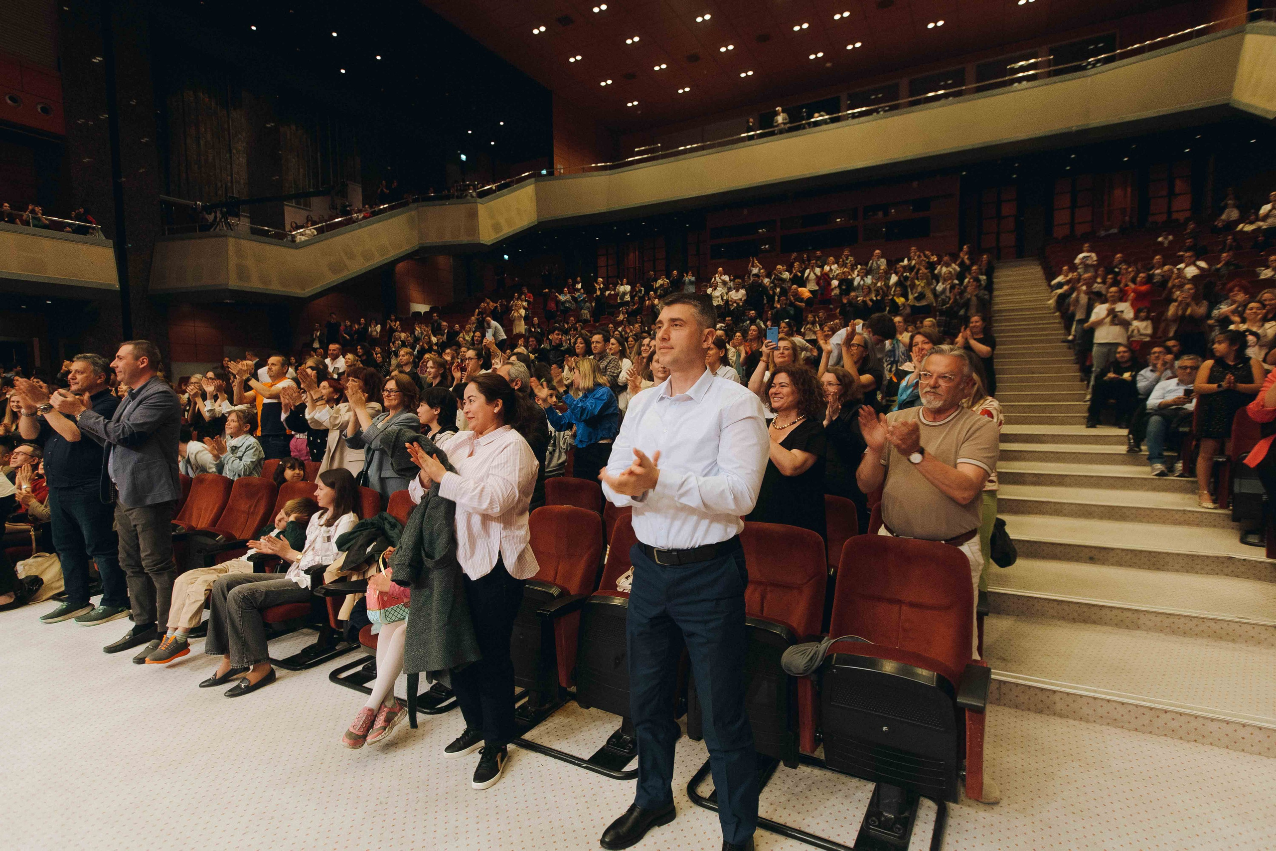 The Tchaikovsky Academic Grand Symphony Orchestra in Istanbul. Wedding&Event photographer Ismail Rzayev in Baku