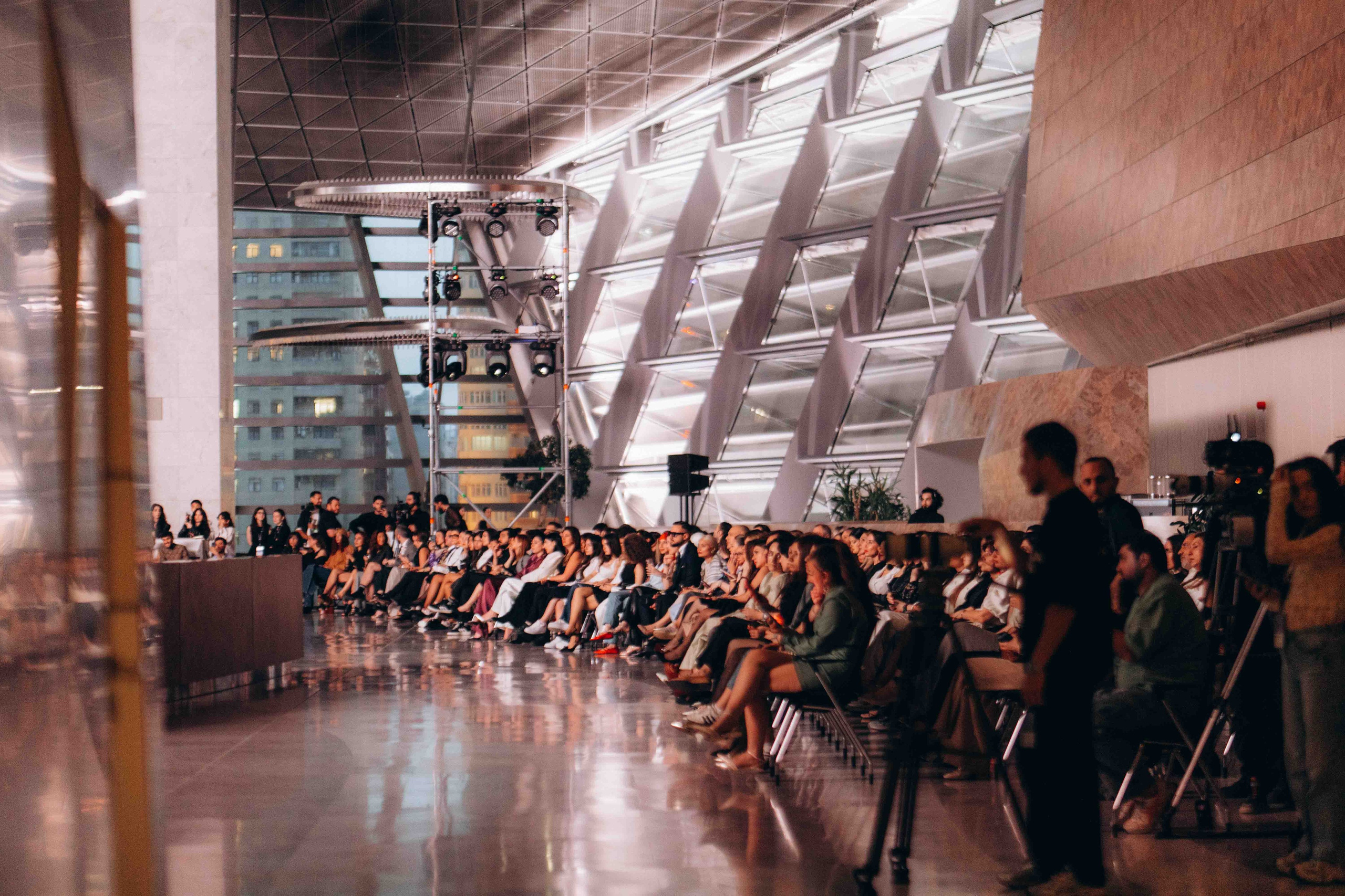 BAKU FASHION WEEK DAY. Wedding&Event photographer Ismail Rzayev in Baku