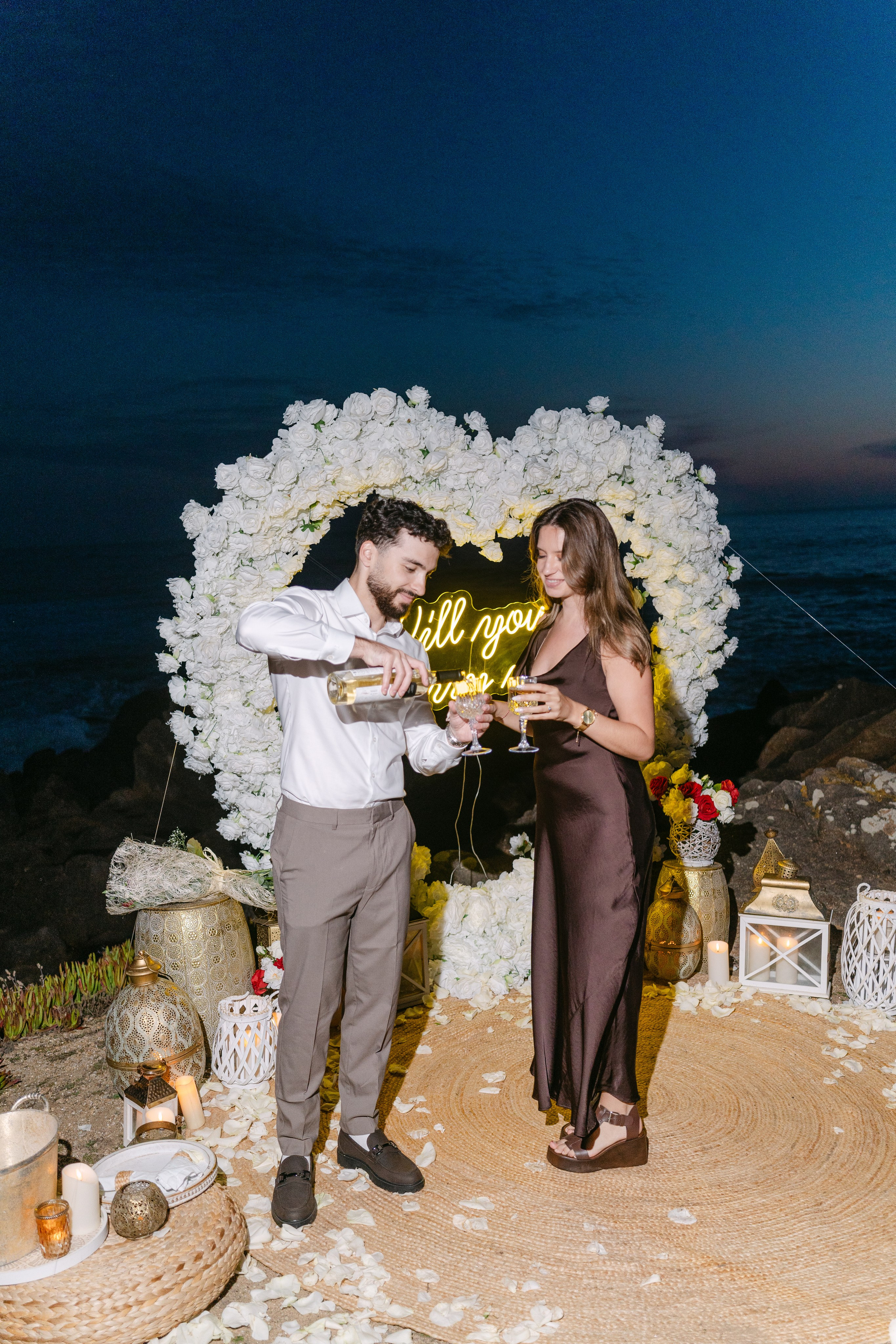 Wedding Proposal at the Beach. Davi Valente