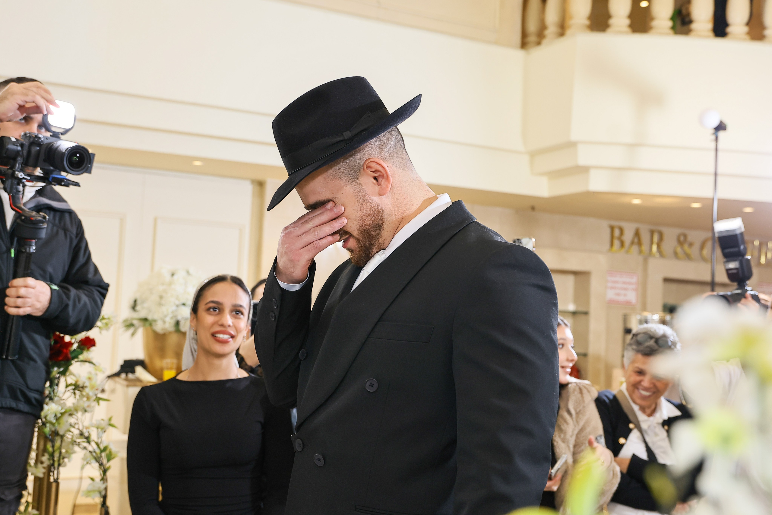 B & M. משה מנשה צלם חתונות