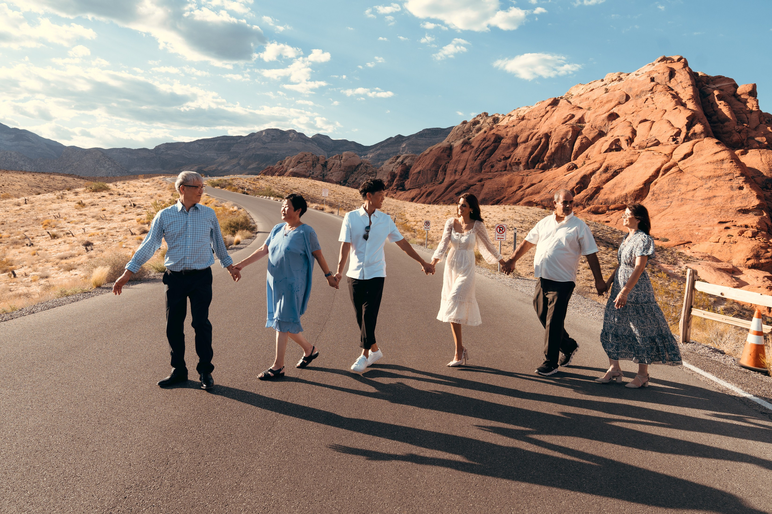 Chris&his family. Wedding & elopement photographer Viktoriya Kravtsov. Las Vegas
