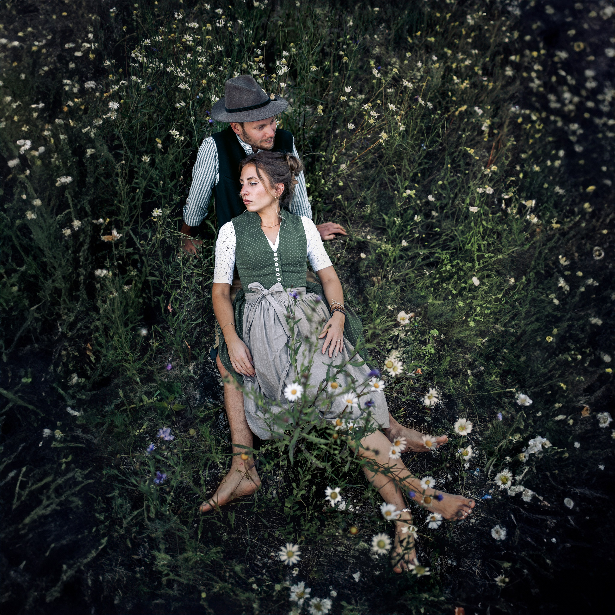 Selina & Conny. GoldenHourStory