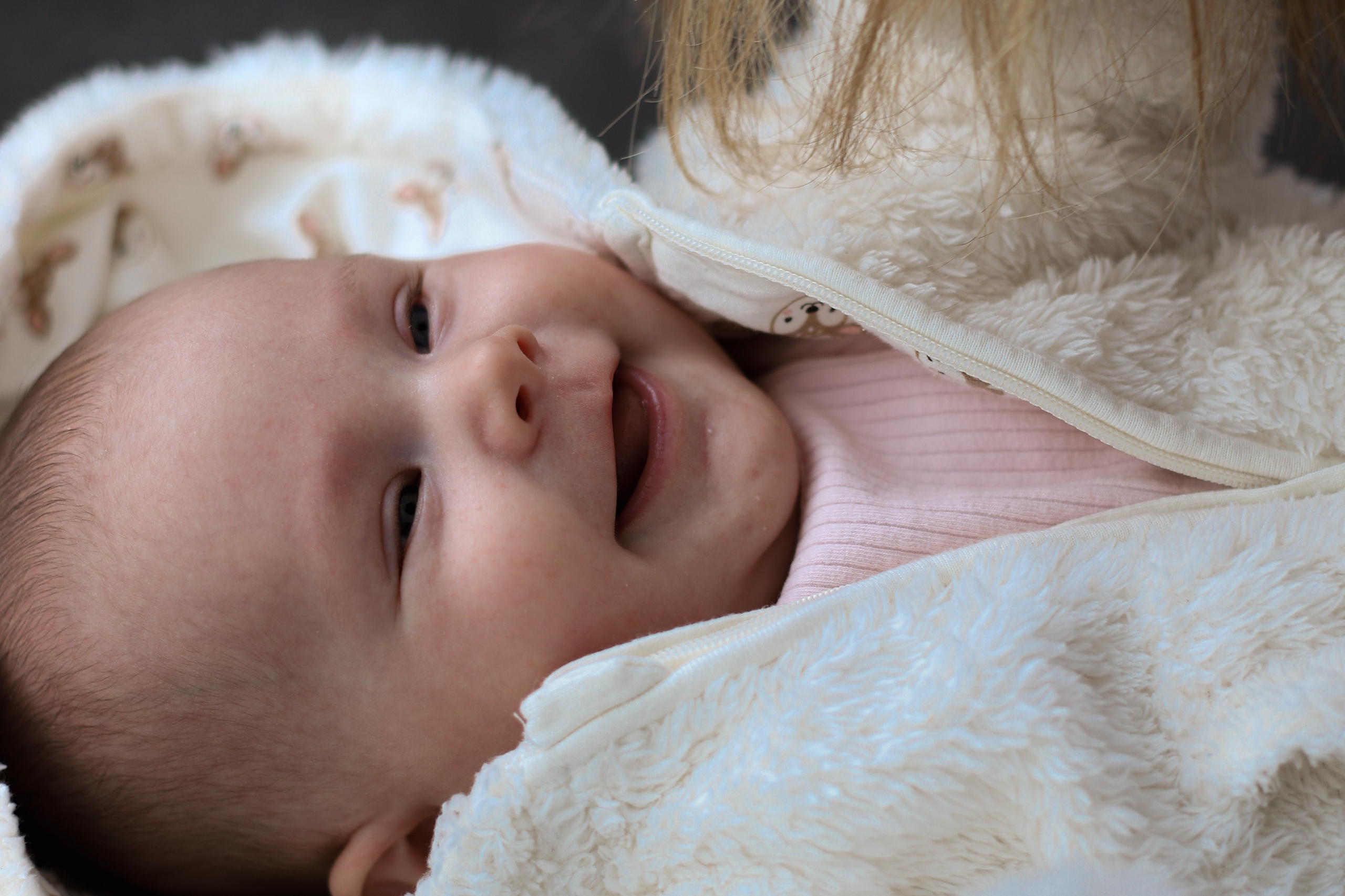 Mama und Baby. Olena Fritz Fotografie