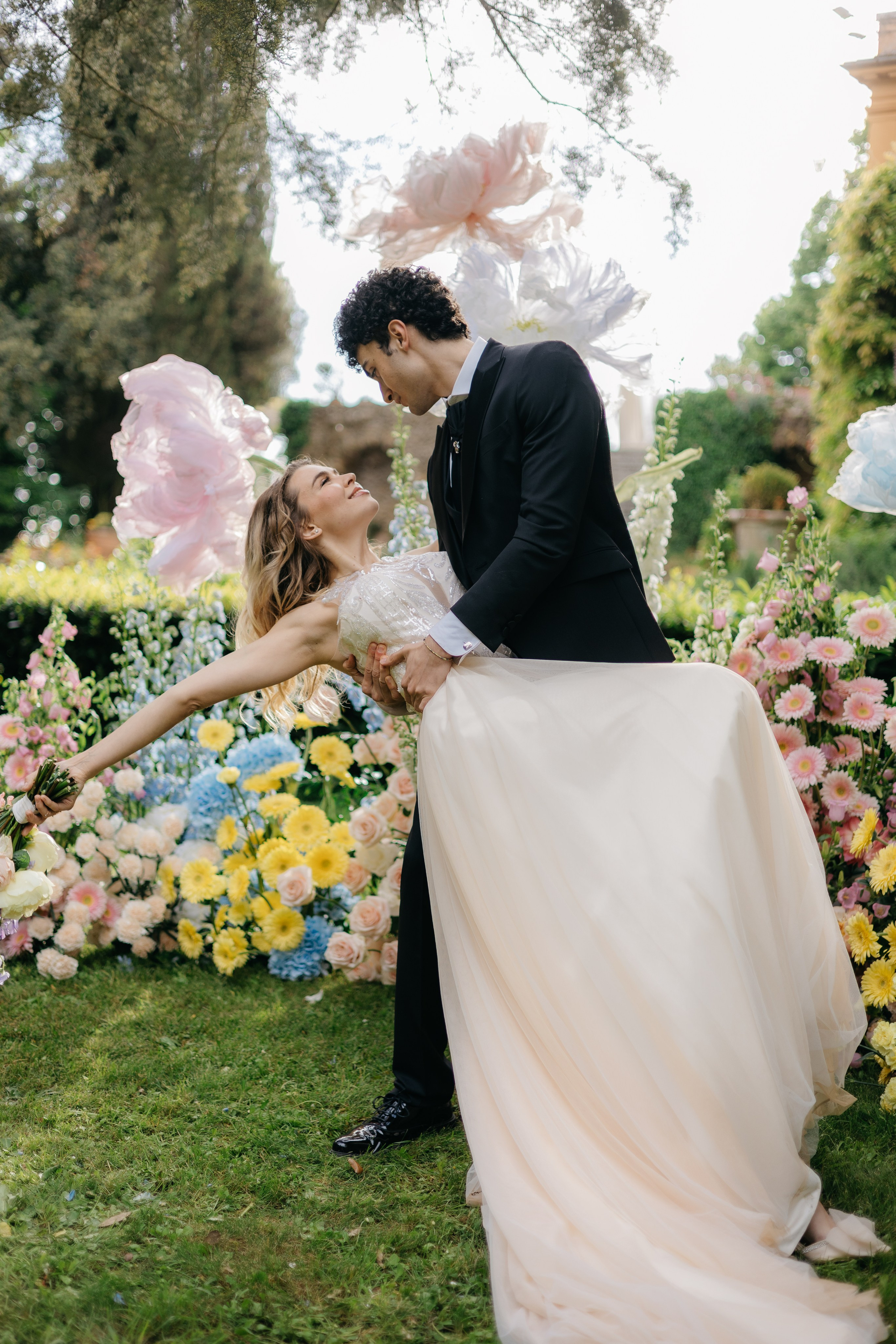 Wedding in tuscany. Sara Luca Wedding Photographer in Italy and Europe