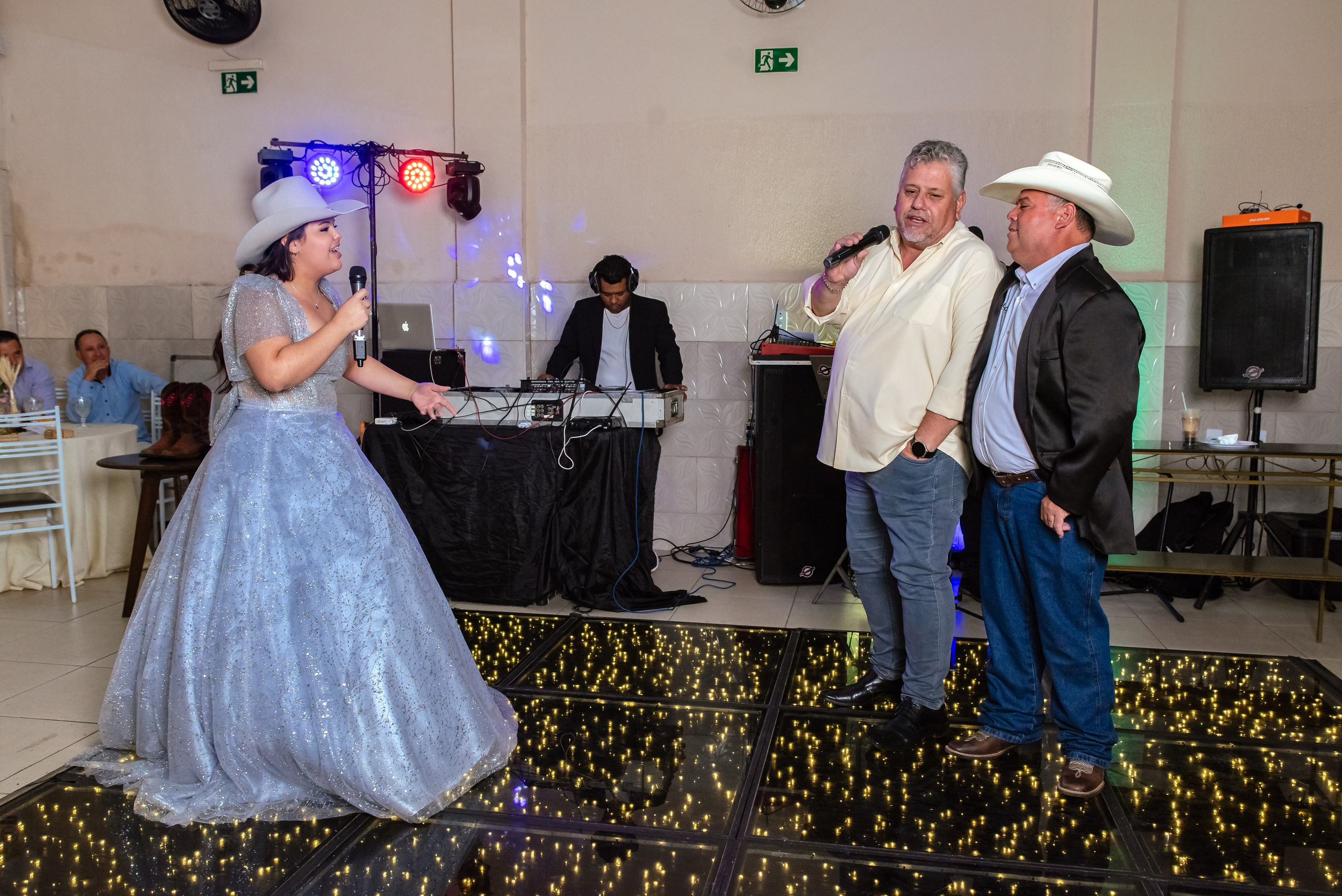 Emanuela. Wedding photographer Ana Koshi