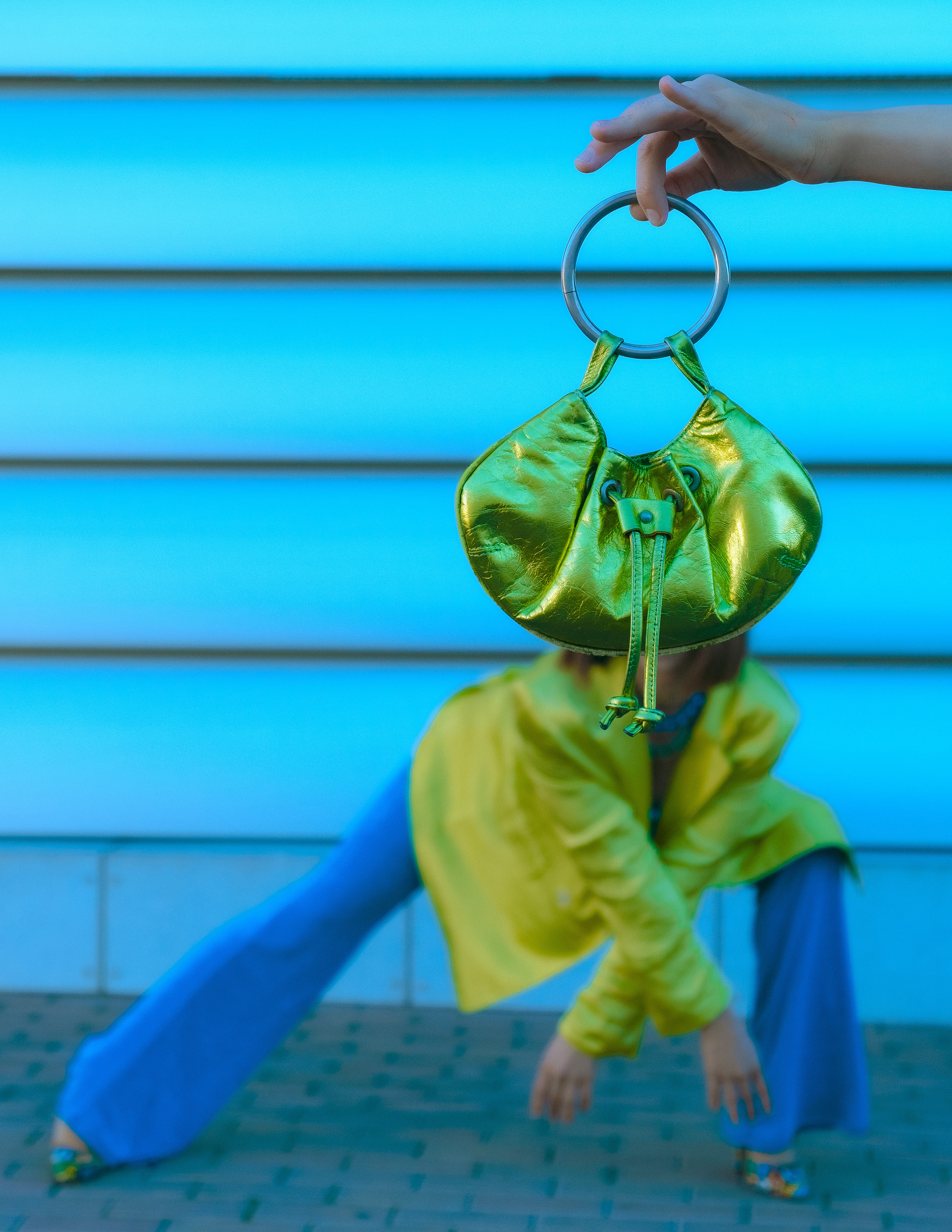 Стрит фэшн фотосессия в промышленной части Торревьехи, Аликантe | Фэшн фотограф Испания