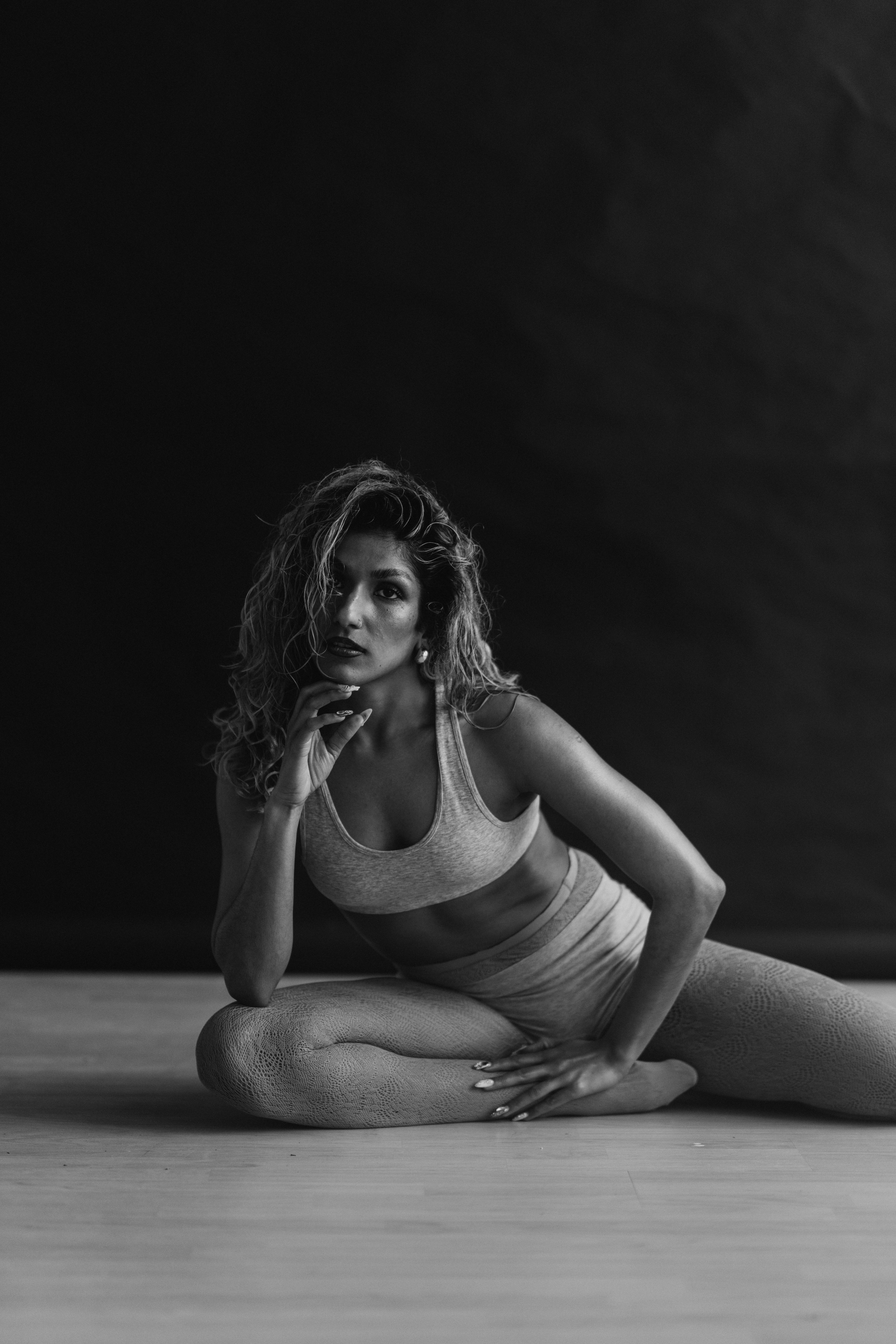 DANCERS. Victoria Olonen – Cinematic Portrait Artist | Helsinki & Europe