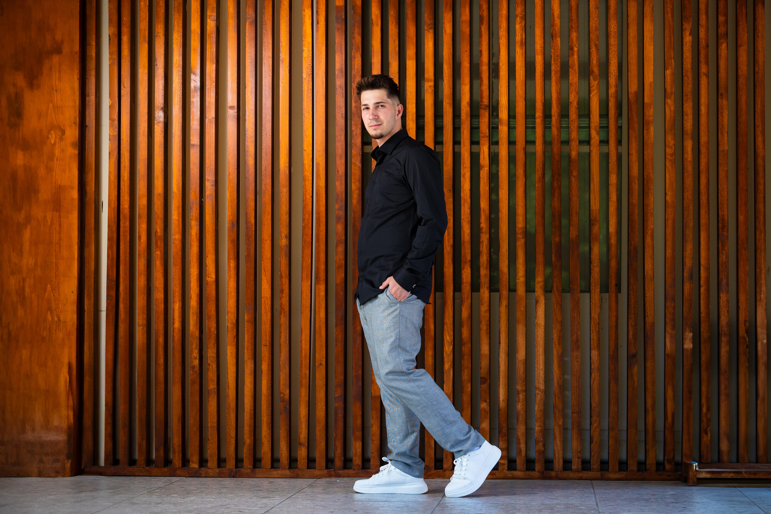 Majorat Denis. Ionut Brehuescu — Fotograf