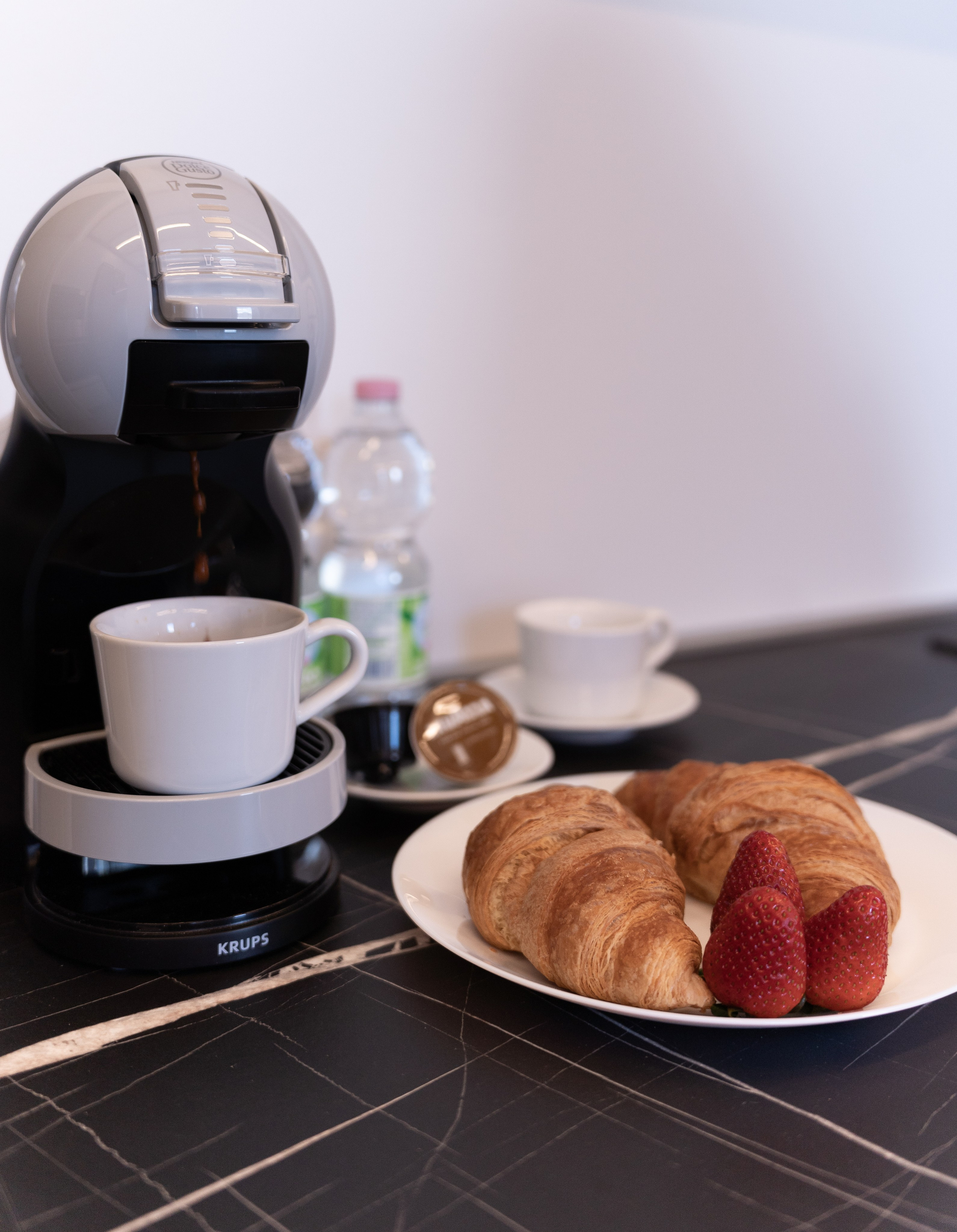 Lake Maggiore apartment. PHOTOGRAPHER IN ITALY