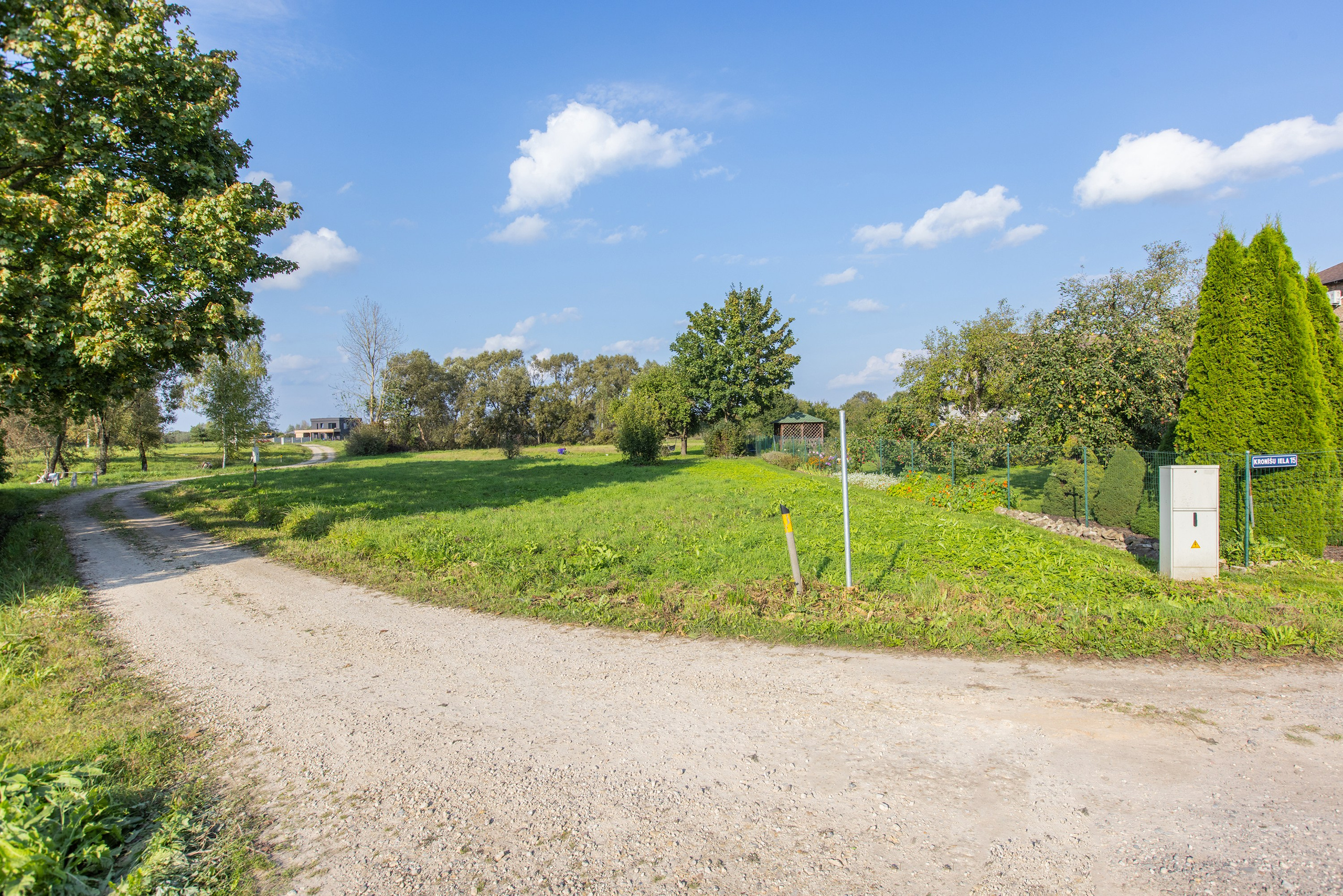 Piemērs ZEME A. Sākums