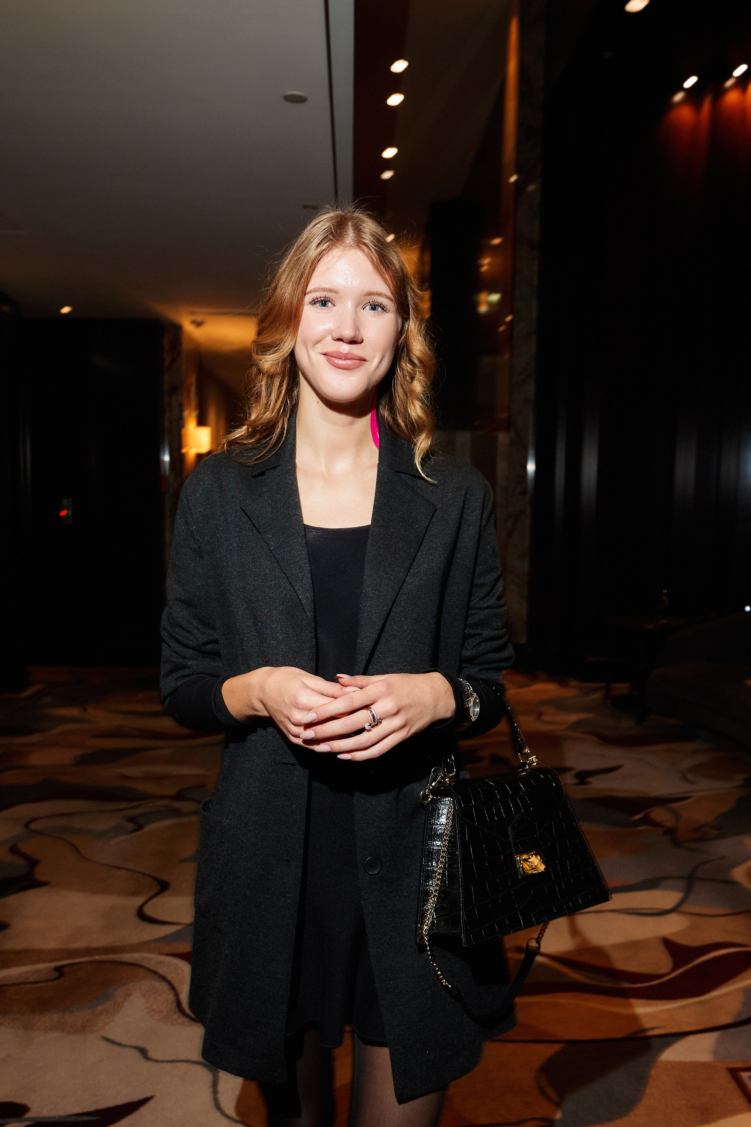 Conference by Daria Oskin. Destination wedding and fashion photographer in Riga Igor Davidovich