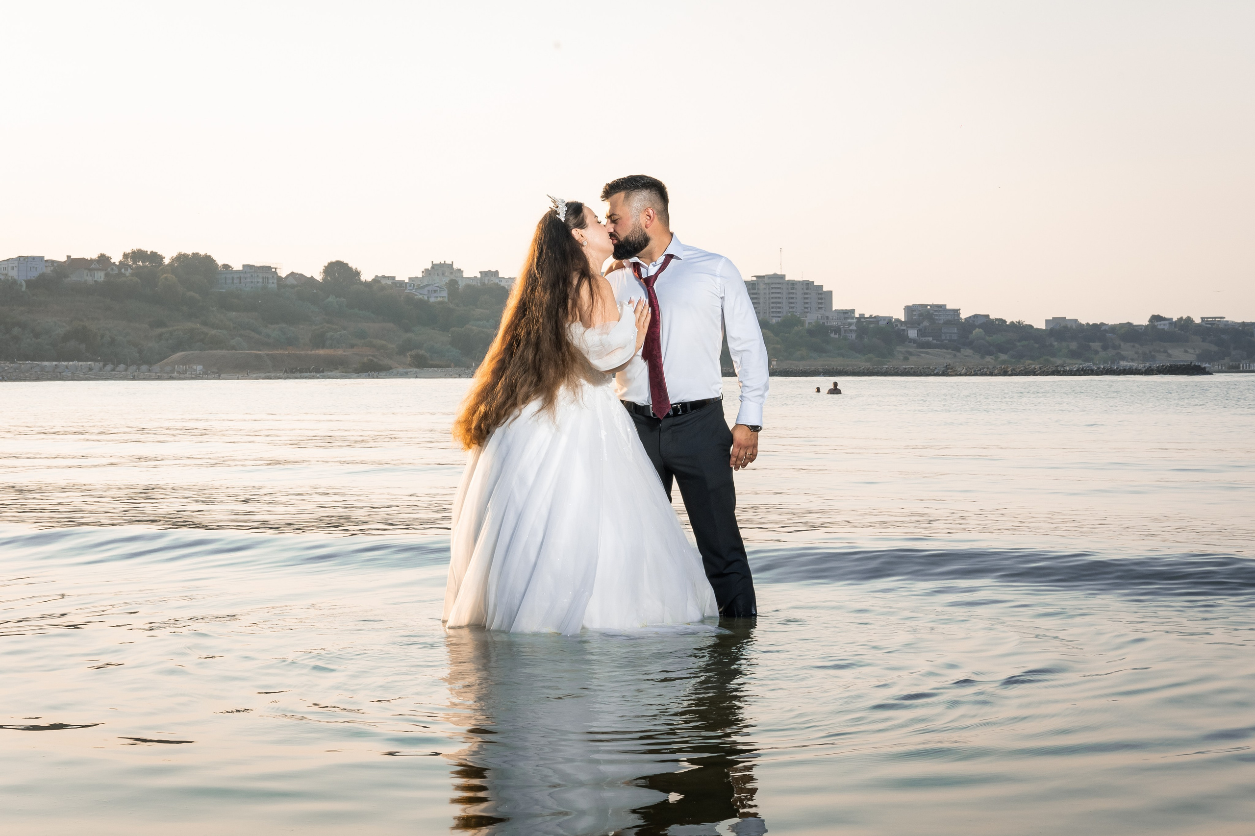 Andreea & Elvis Trash The Dress. MGS STUDIO