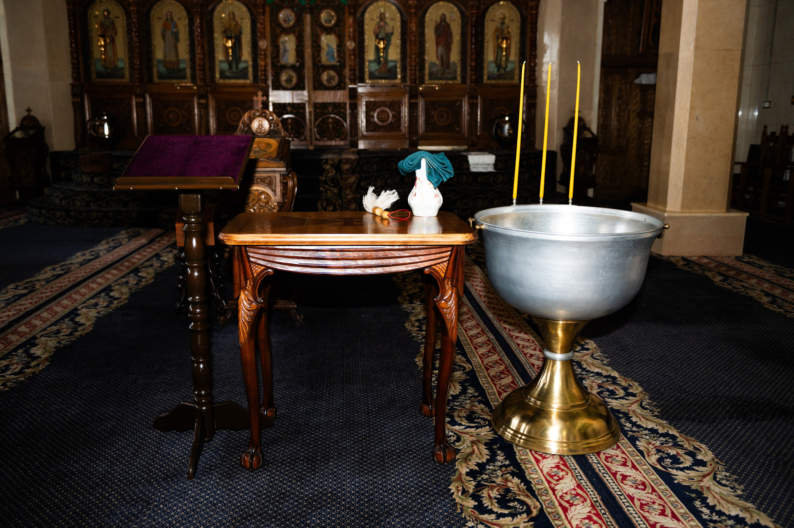 Botezul lui Elisei. Acasă