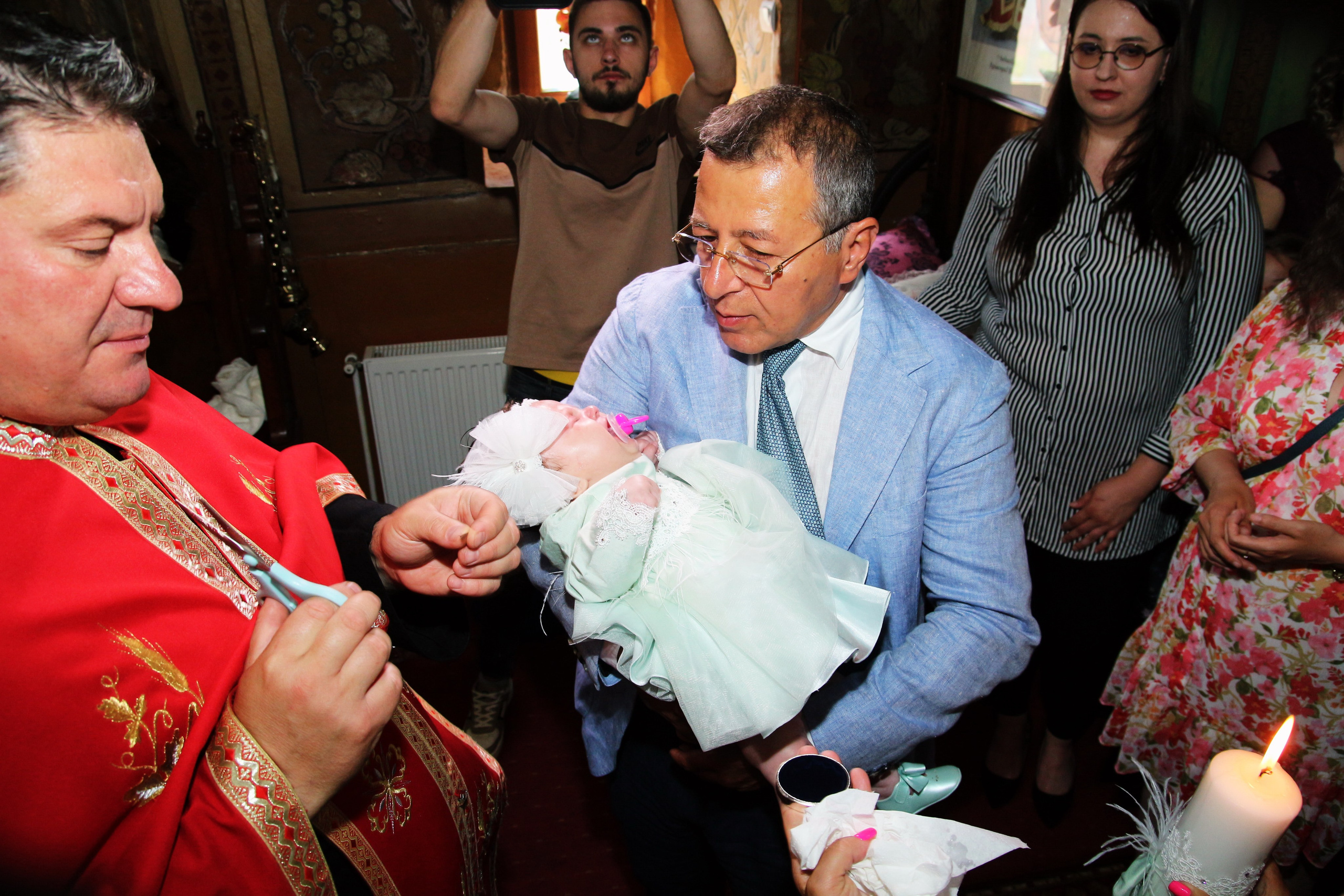 BYZO MEDIA. PETRU BYZO - family and children photographer in ROMANIA