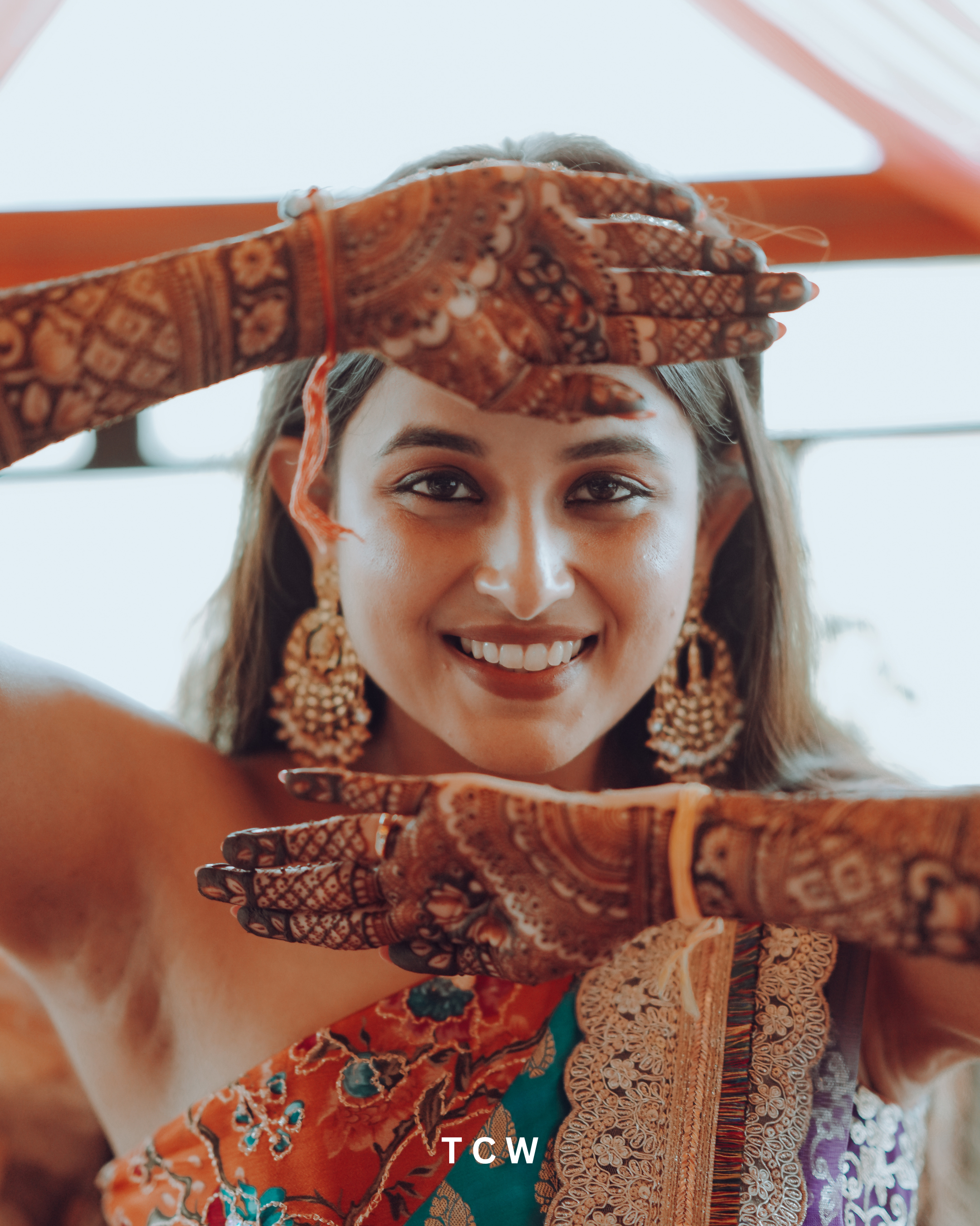 HALDI & MEHANDI. Wedding photographer Stalen Robert