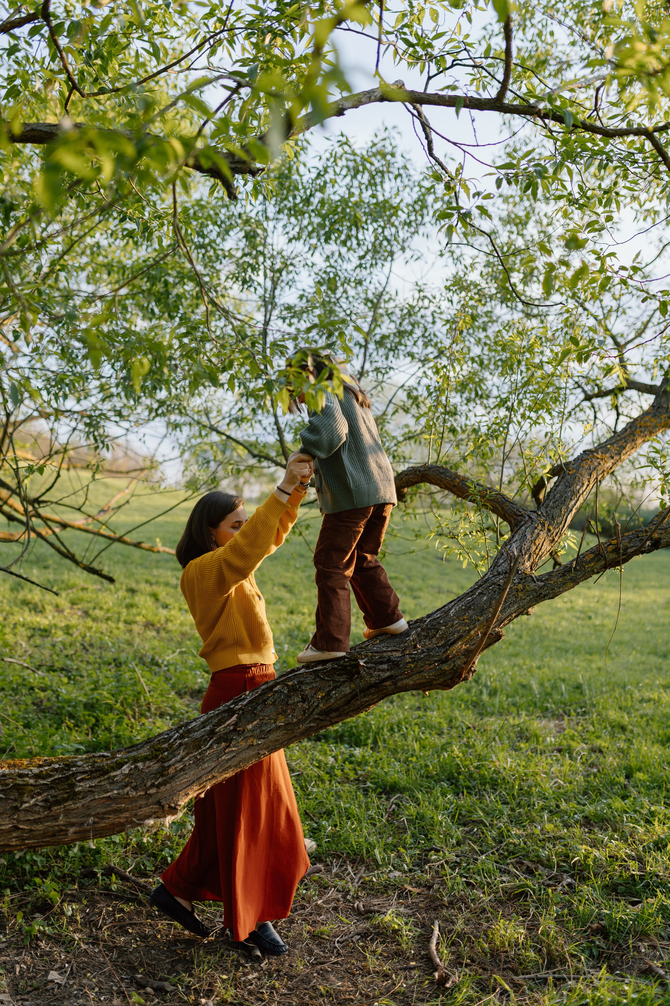 Cristina & Elena — Family. Main
