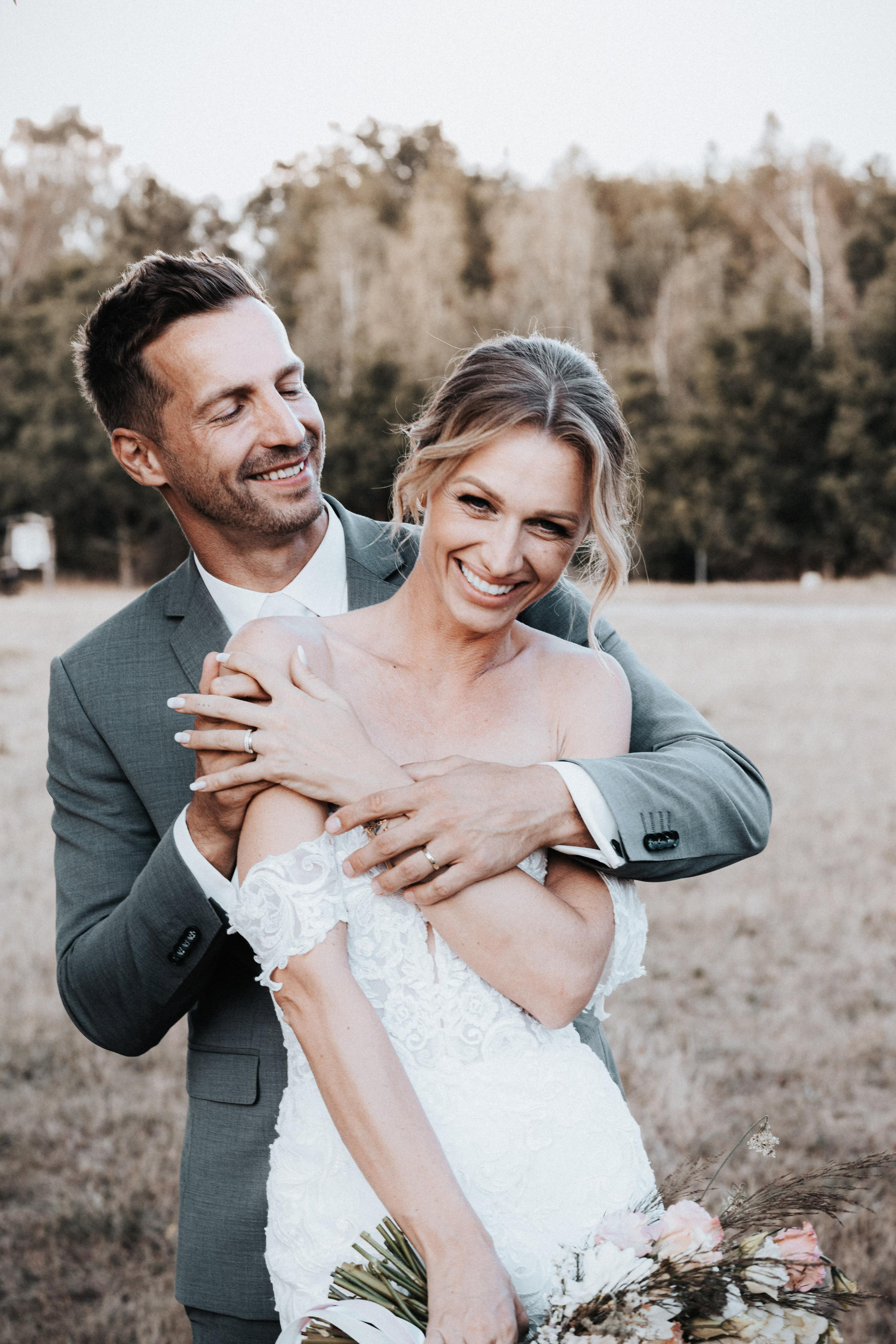 Dana Lišková - Wedding and couple photographer Prague - Wedding photographer Prague - Couple photography - Wedding portraits