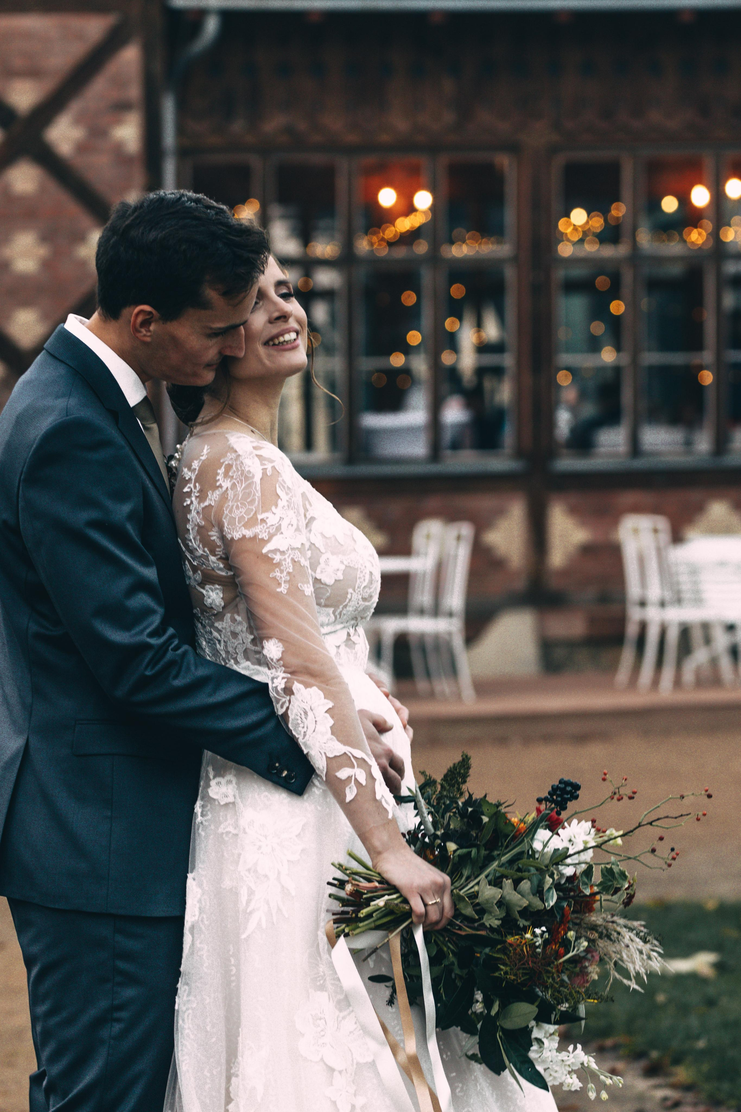 Dana Lišková - Wedding and couple photographer Prague - Wedding photographer Prague - Couple photography - Wedding portraits