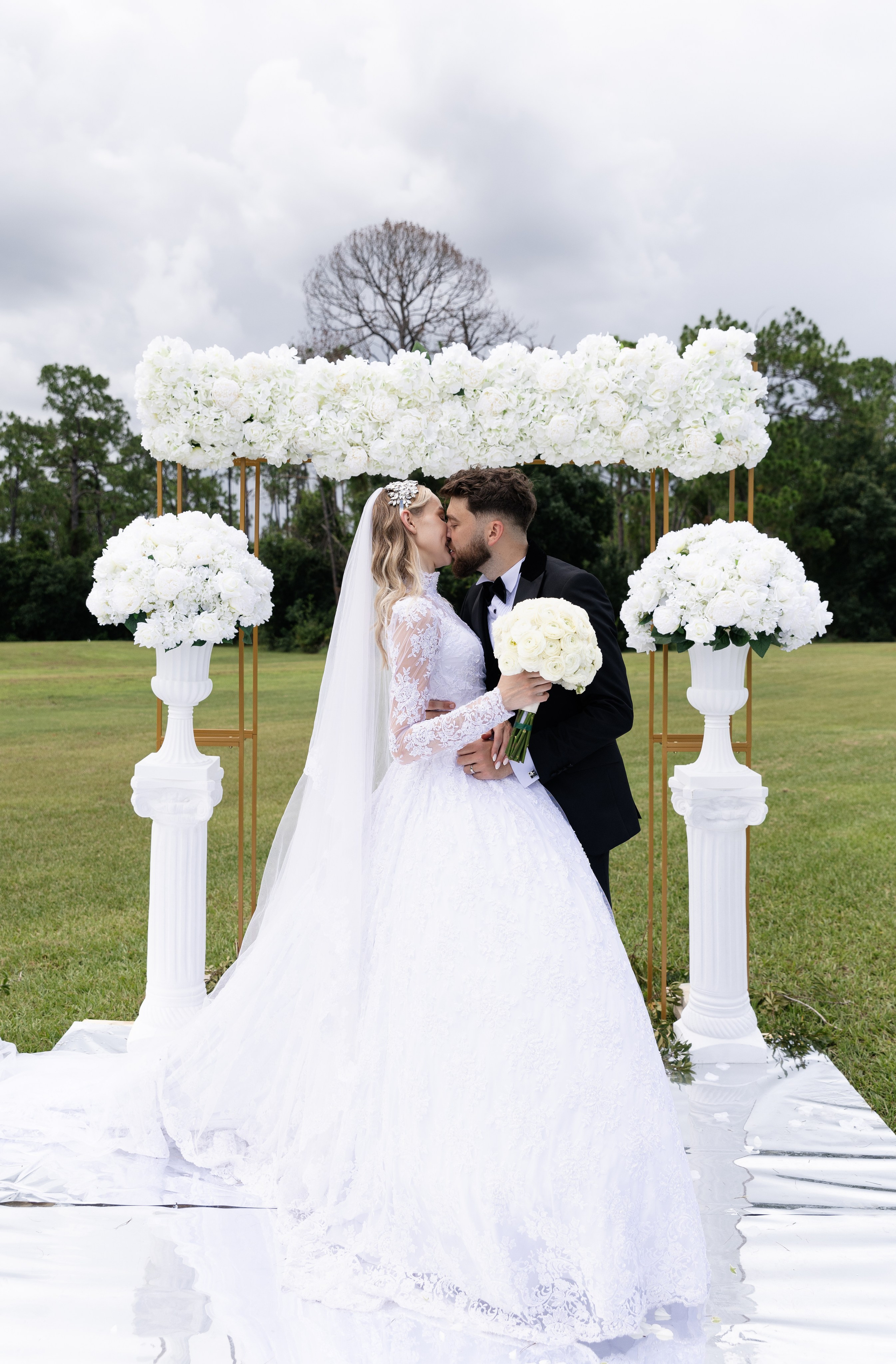 Love and Eugenii. North Port. Photographer Anastasia Nagibina