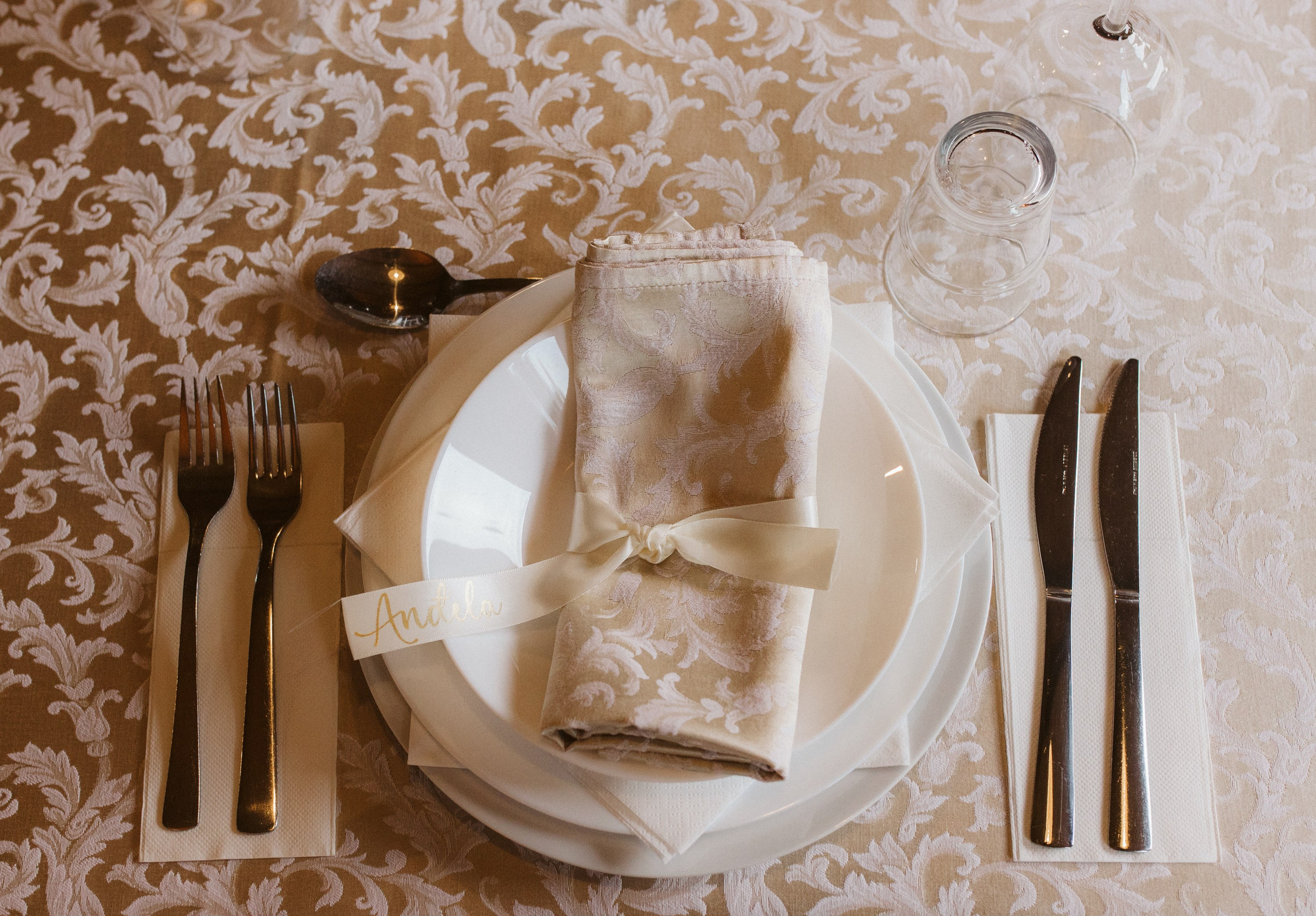Weddings. Capturedwell