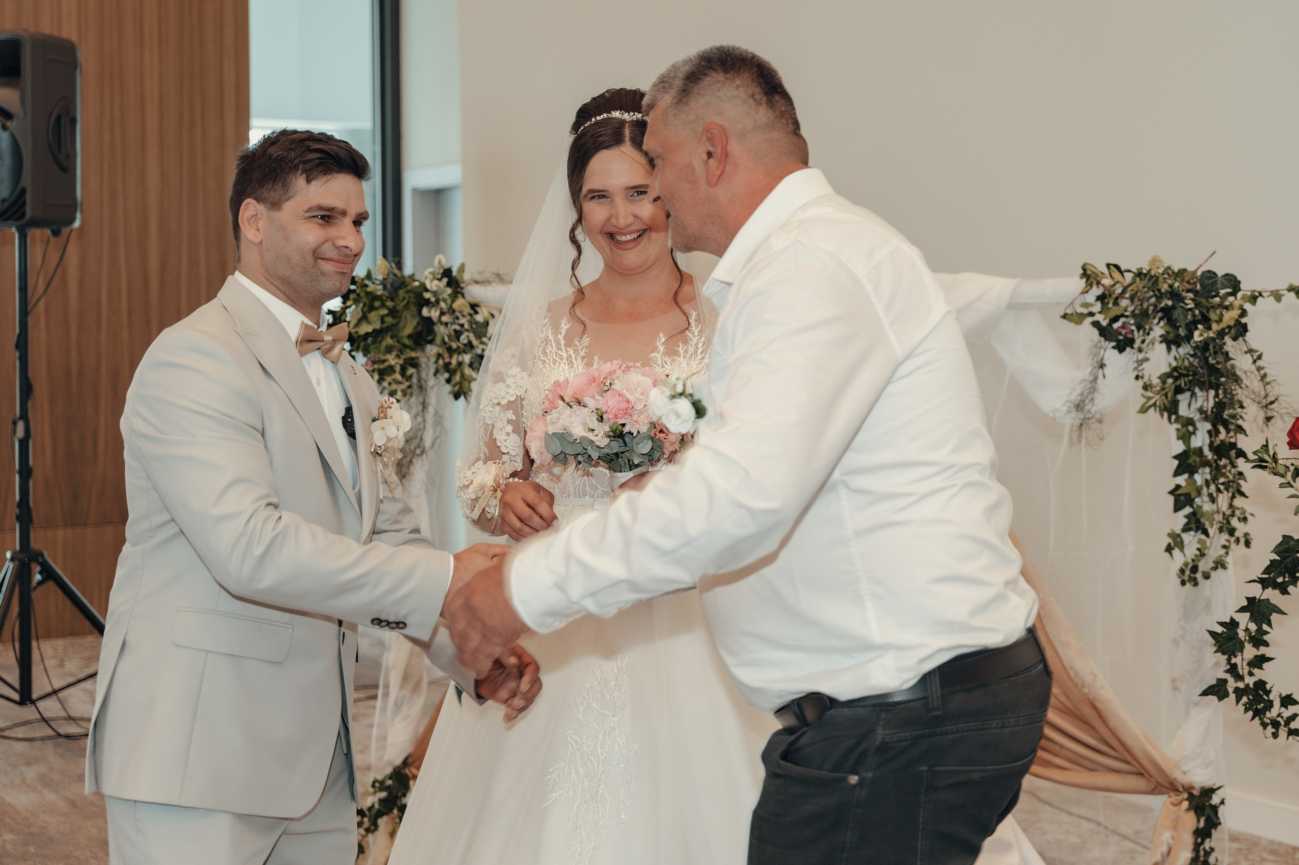 Fotograf nunta Oradea - Alexandra si Daniel - Pellegrin - Videograf nunta (14)