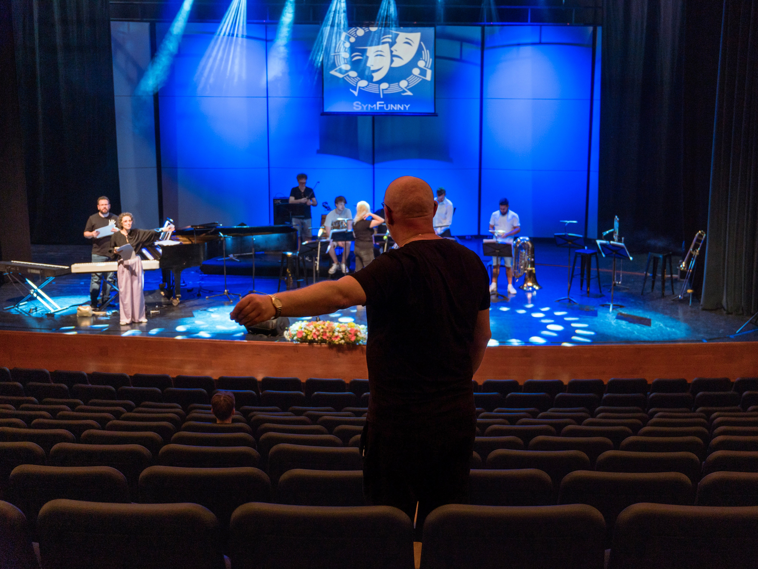 SymFunny. Art and outdoor photography