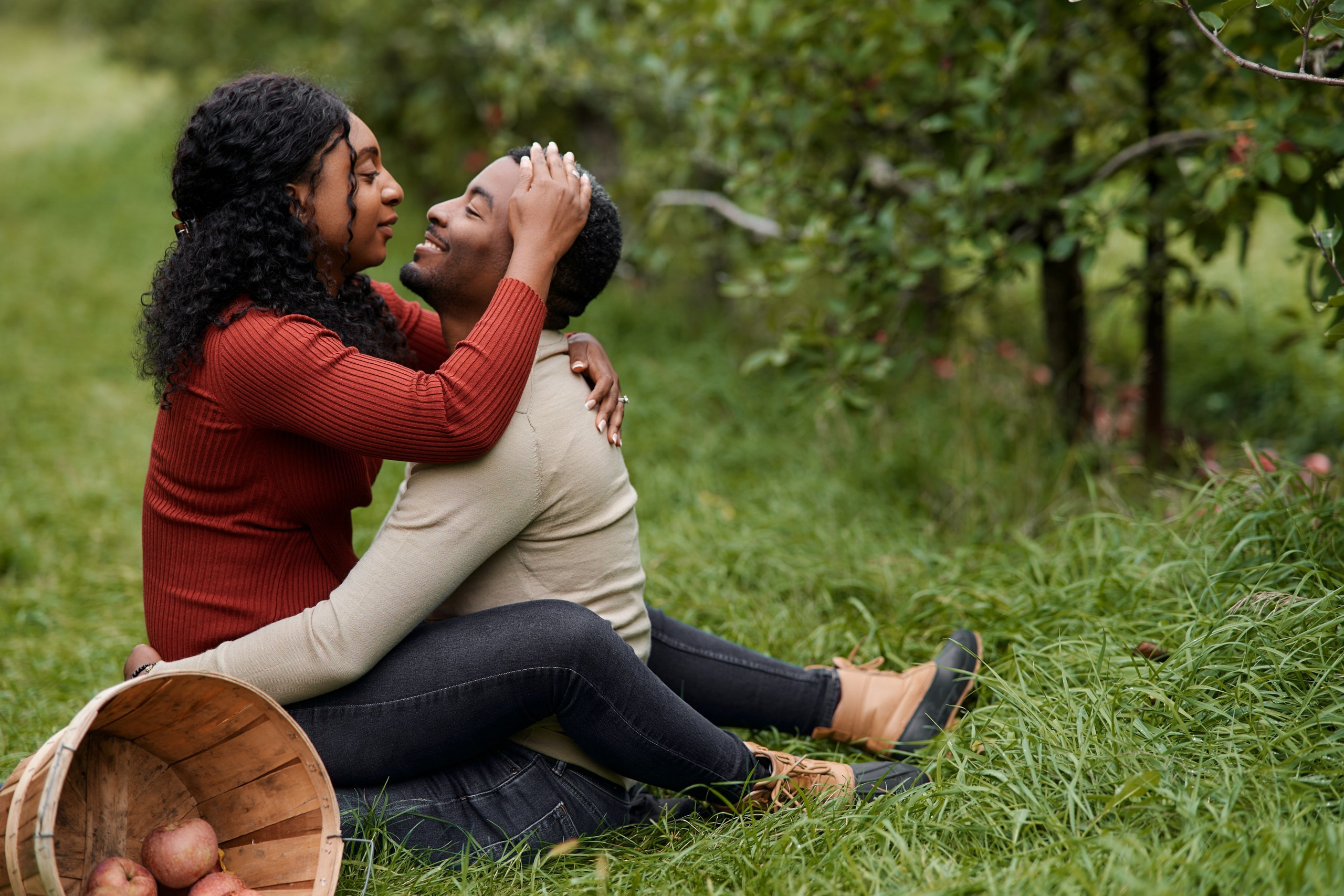 Engagement photo shoot NYC. Professional Wedding and event photographer USA New York