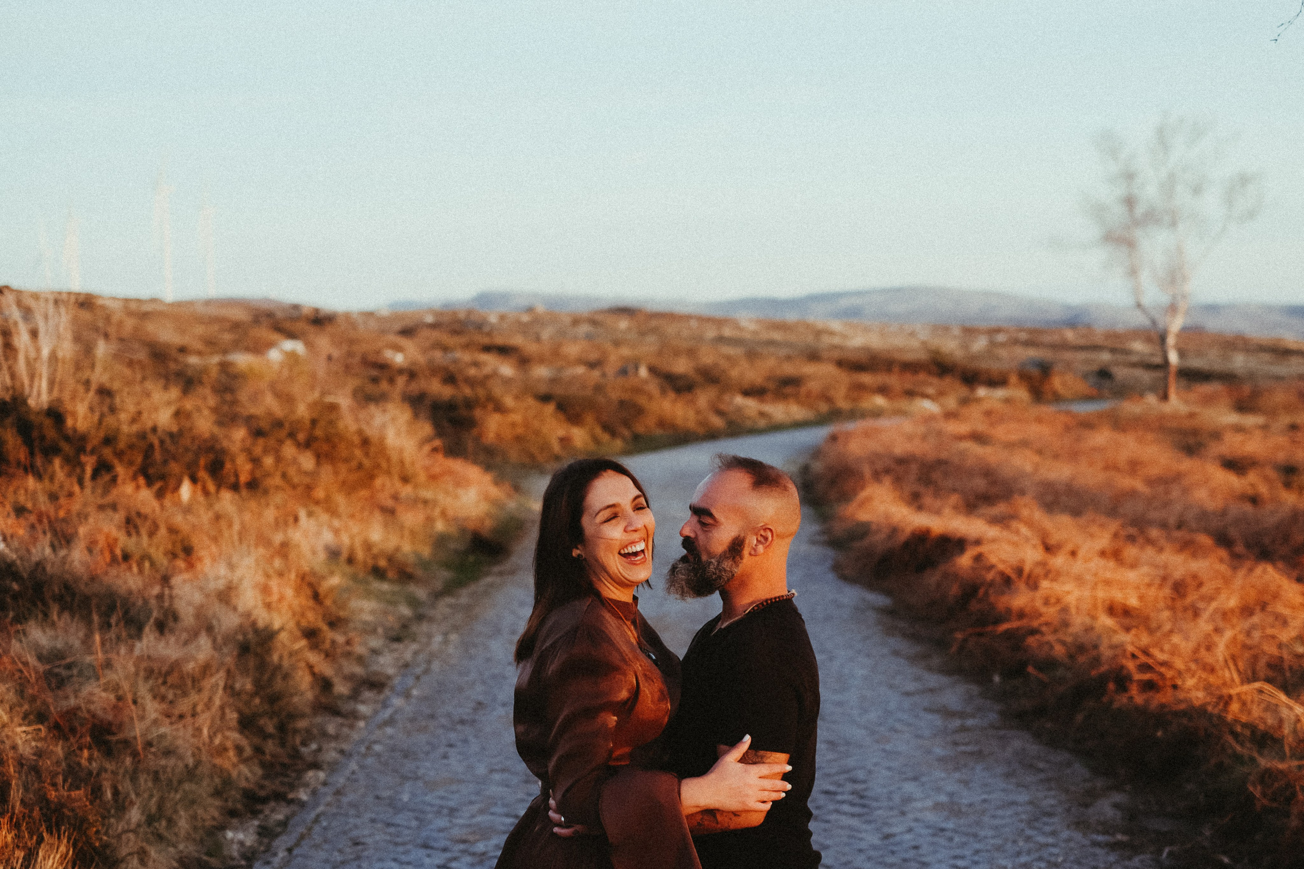 Sunset engagement session in Portugal countryside