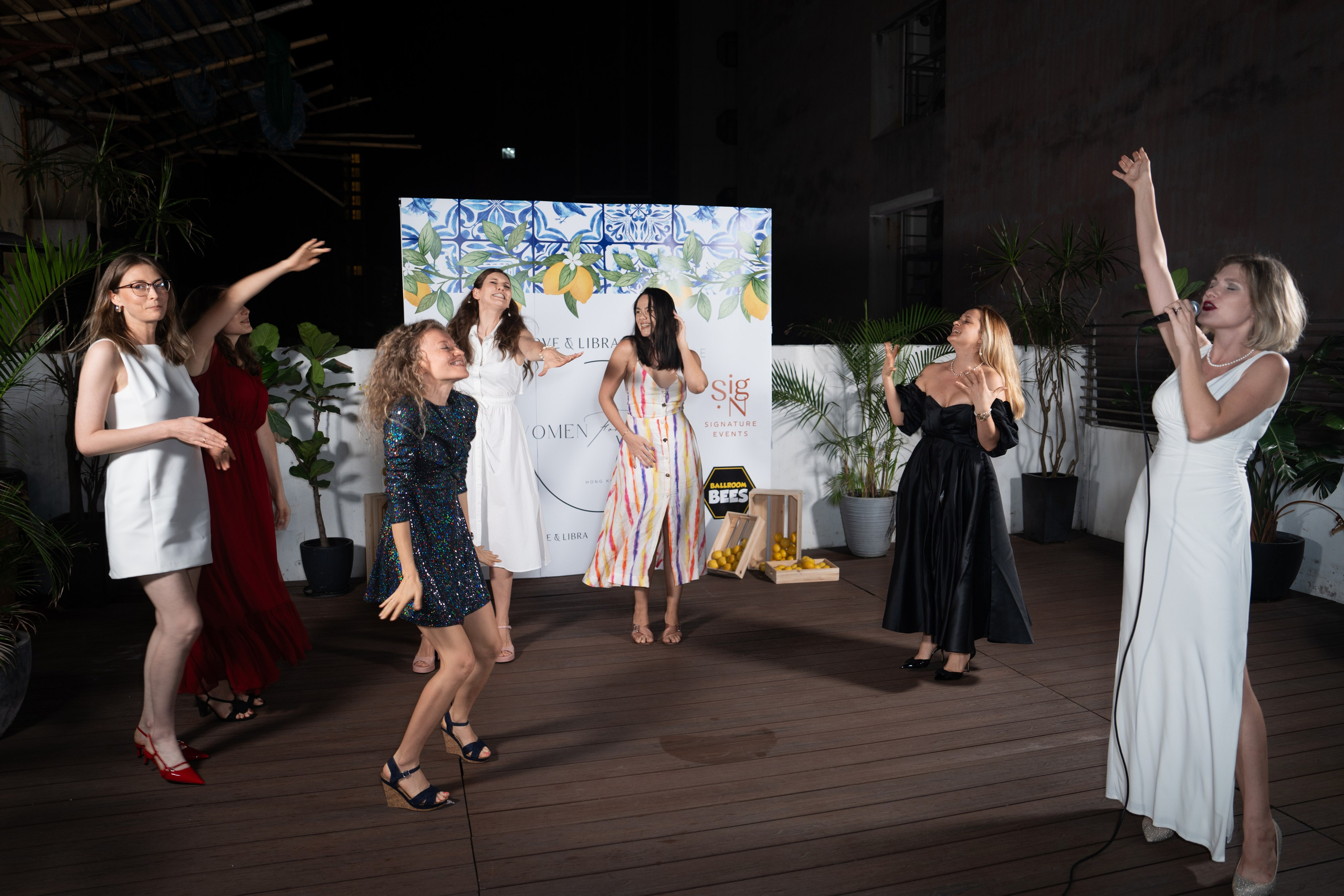 WOMEN-FOR-WOMEN GRAND DINNER. ФОТОГРАФ В ГОНКОНГЕ (СВАДЬБЫ, FASHION, СЕМЕЙНЫЕ, МЕРОПРИЯТИЯ, ФОТОПРОГУЛКИ)