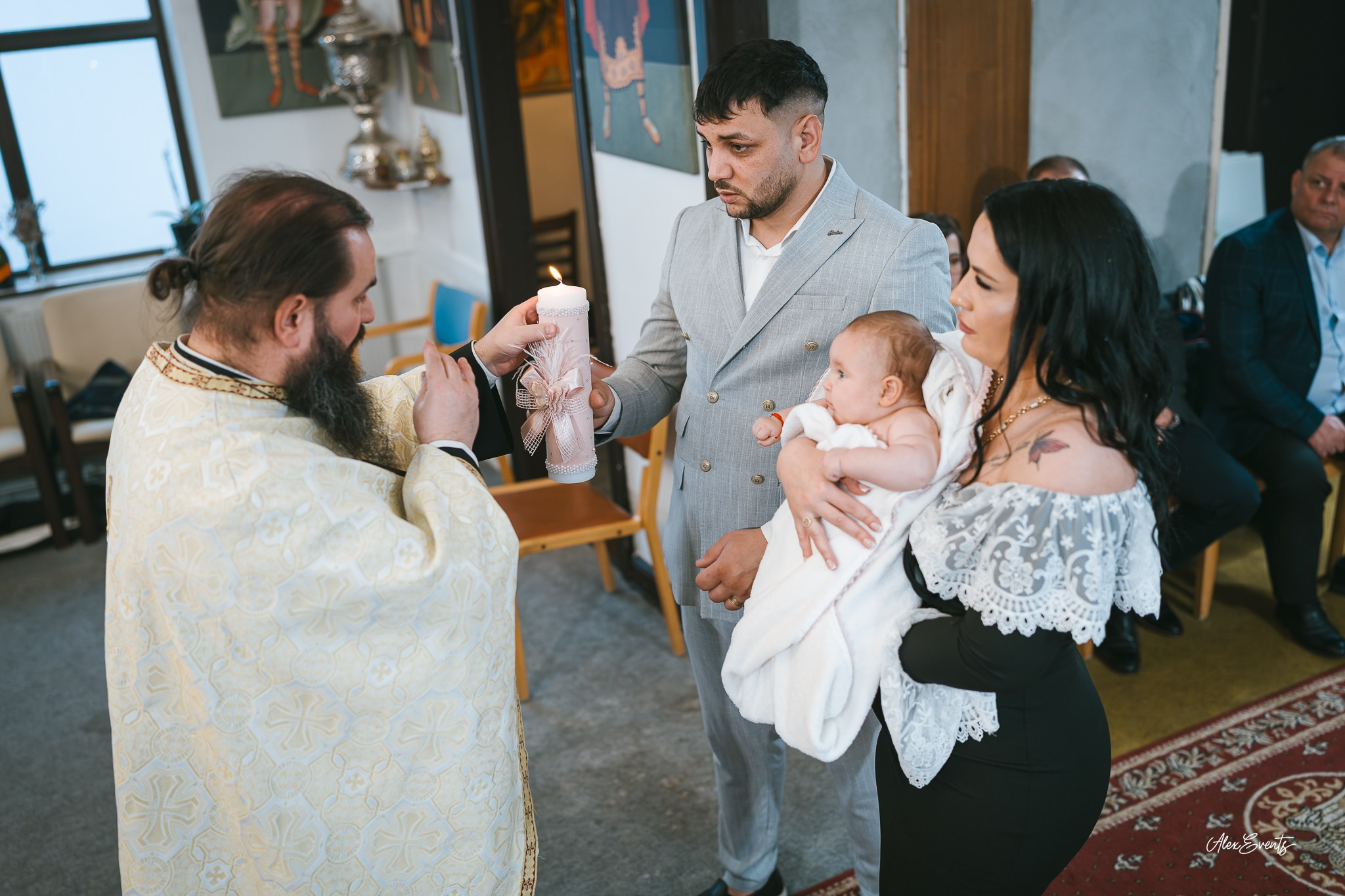 Fotograf Botez Roman Danemarca la biserica romaneasca din Agerbæk| Alex Events. AlexEvents Fotograf / Videograf de evenimente Danemarca DK Horsens, Arhus, Odense, Vejle.Nunta, botez, foto-studio