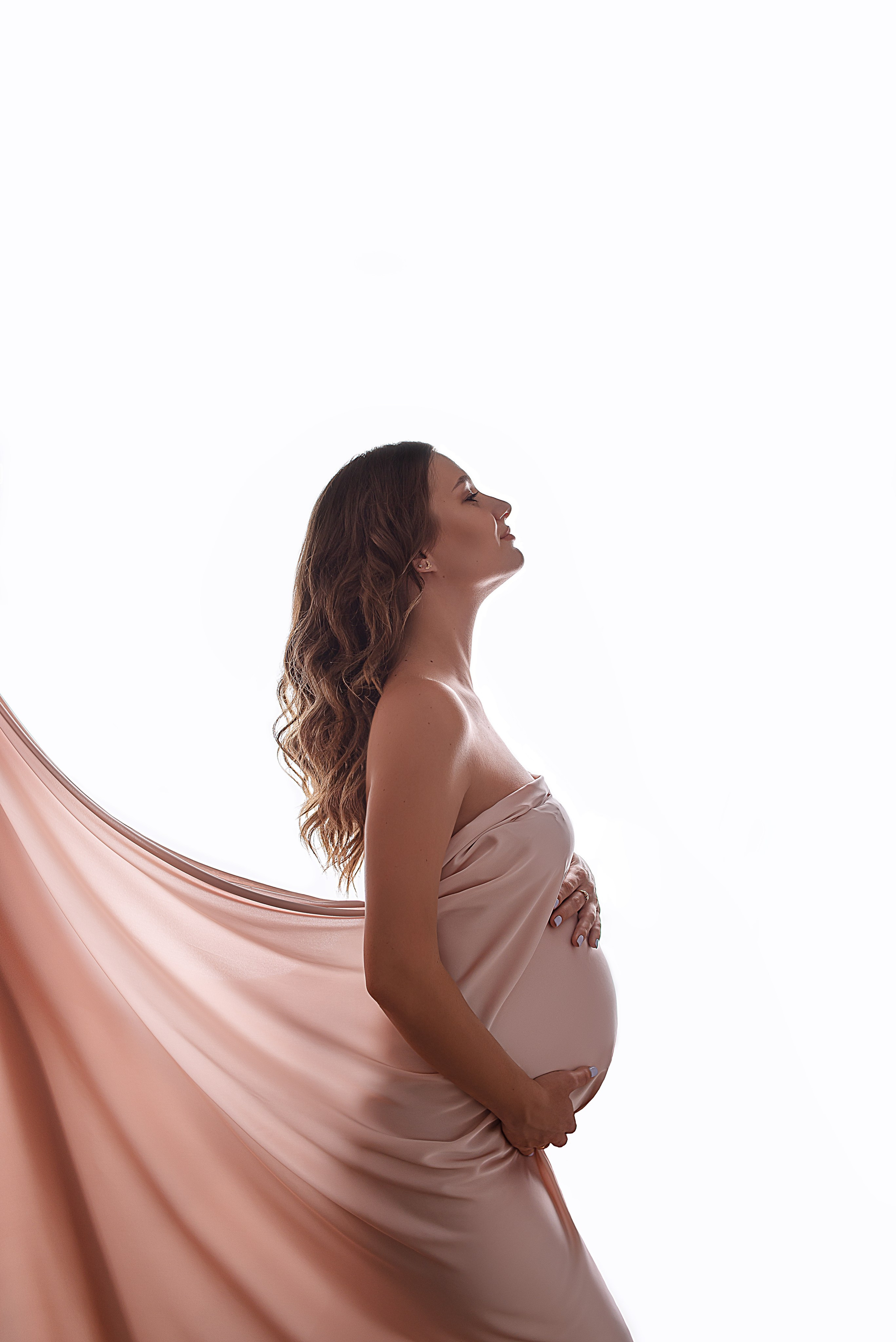 Babybauchshooting in Berlin – Elegant & Natürlich