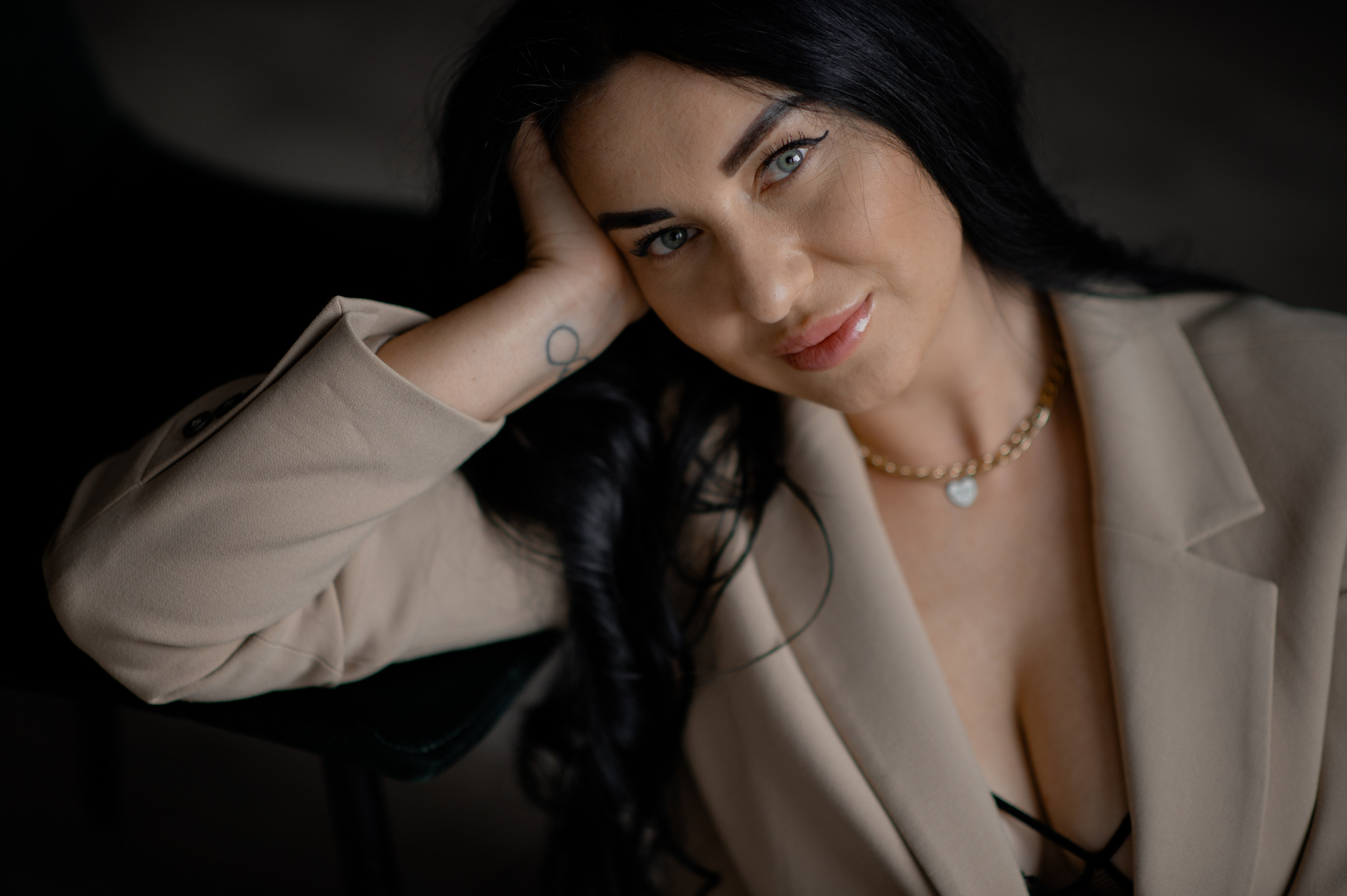 Kate Portraits home. Семейная, детская, портретная и предметная фотосъемка в Салониках