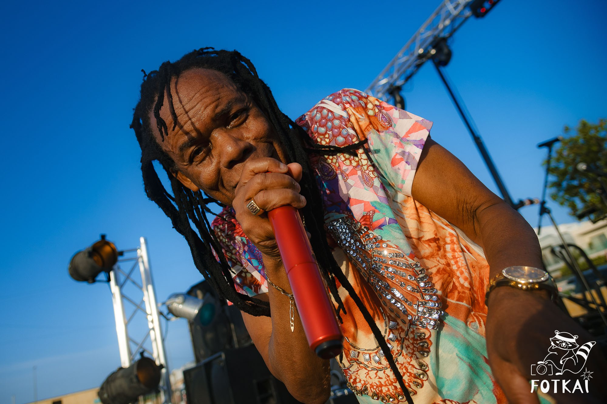 Good Times, tributo a Nile Rodgers & Chic en Benijófar — Fotos del evento 2026 | FOTKAI