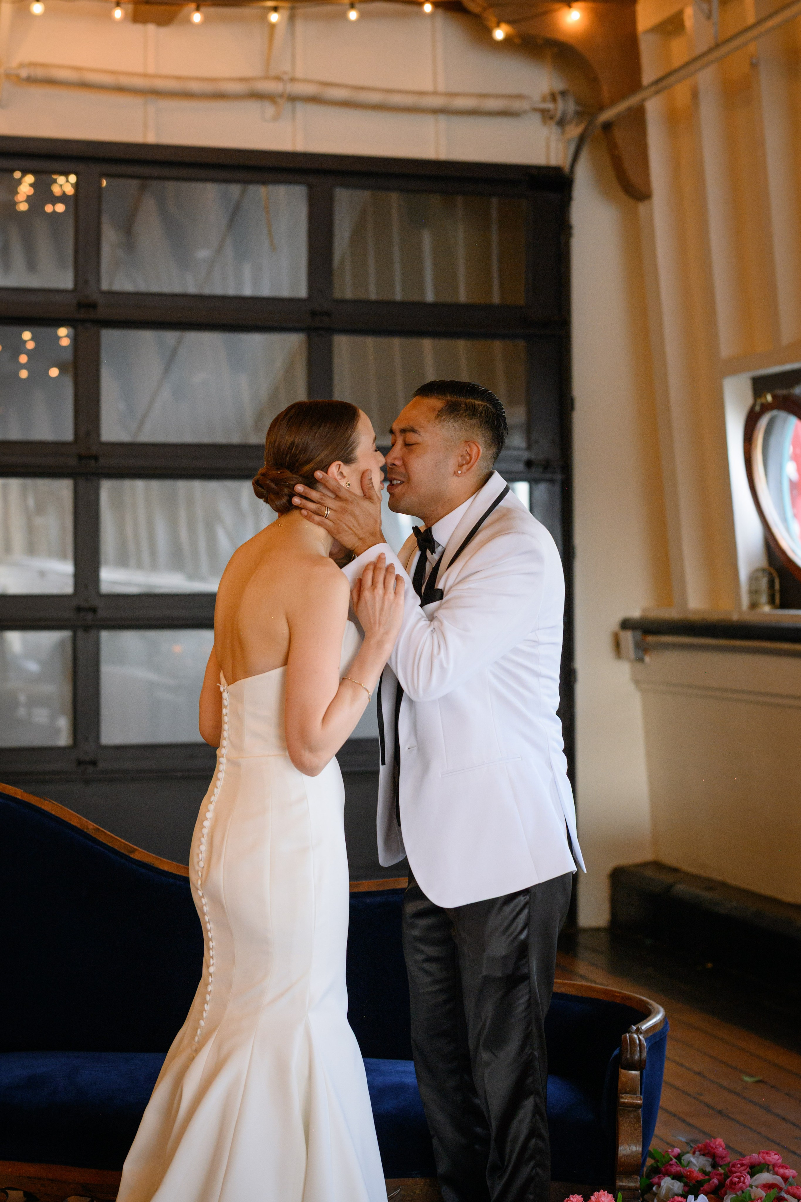 Kevin & Katie. Wedding & portrait photography in the Seattle Area. Helen Michelle photographer