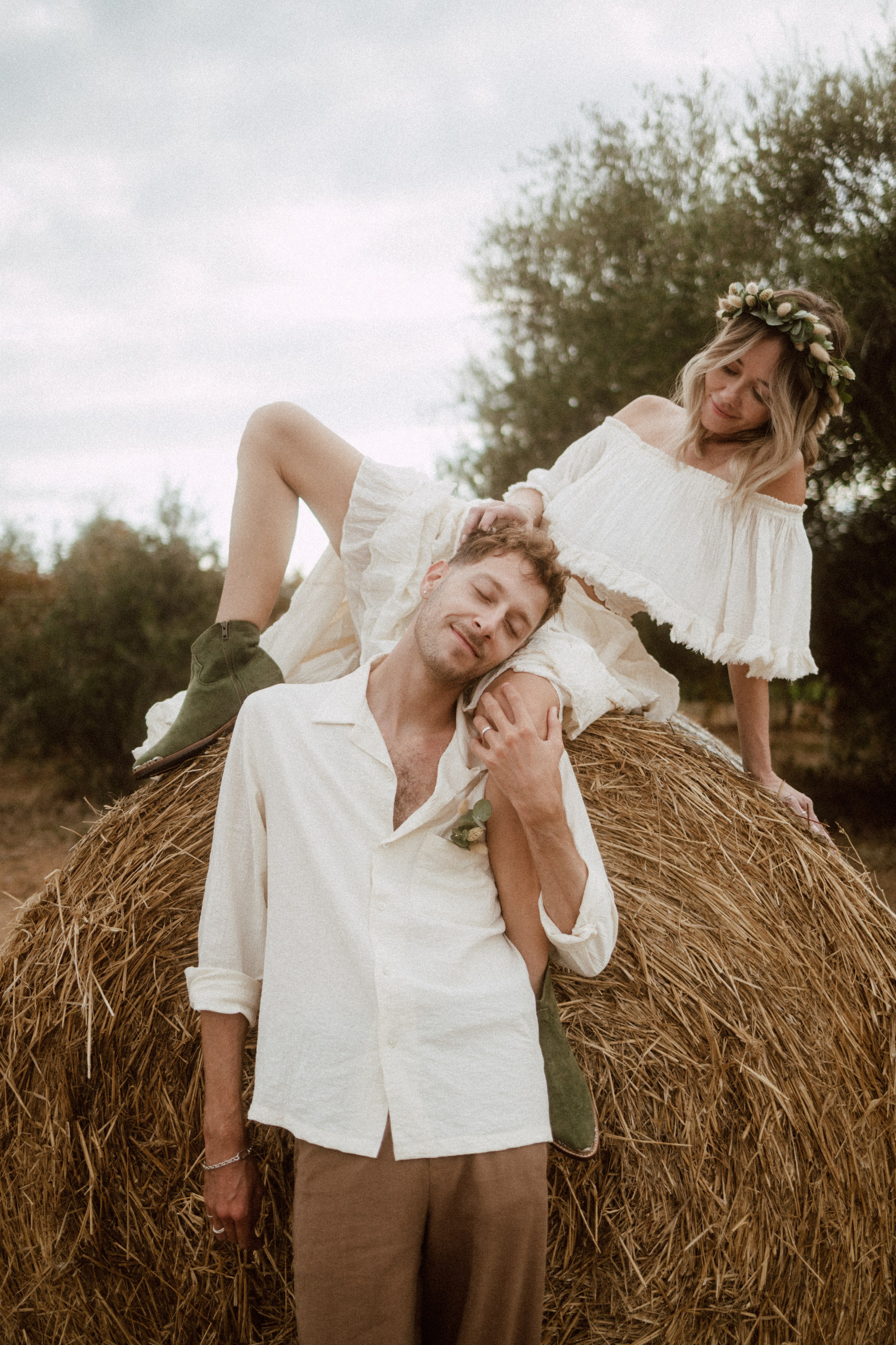 Inga & Alex. Photographer Alina Sparrow