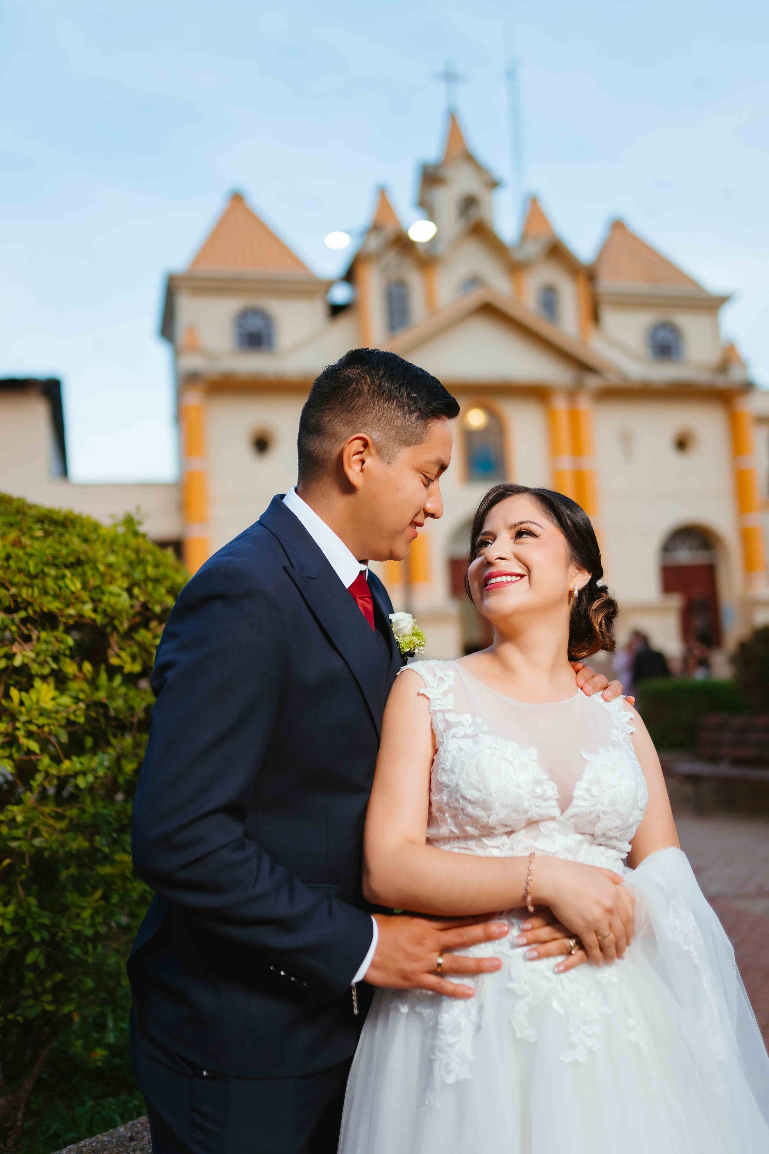Jennifer y Vladimir. Fotógrafo de bodas en Loja Ecuador | Piero Alvarez PH