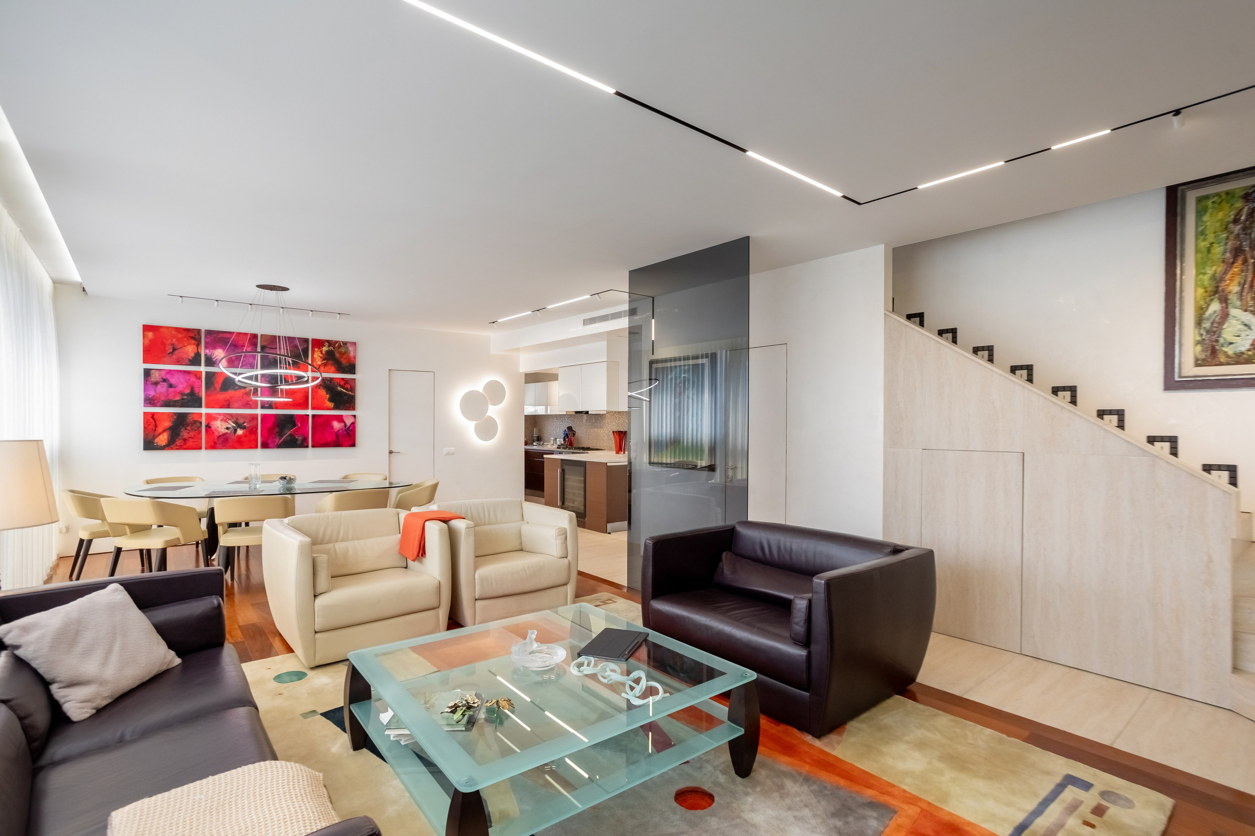 Photographer of property interiors in Israel for Booking and Airbnb