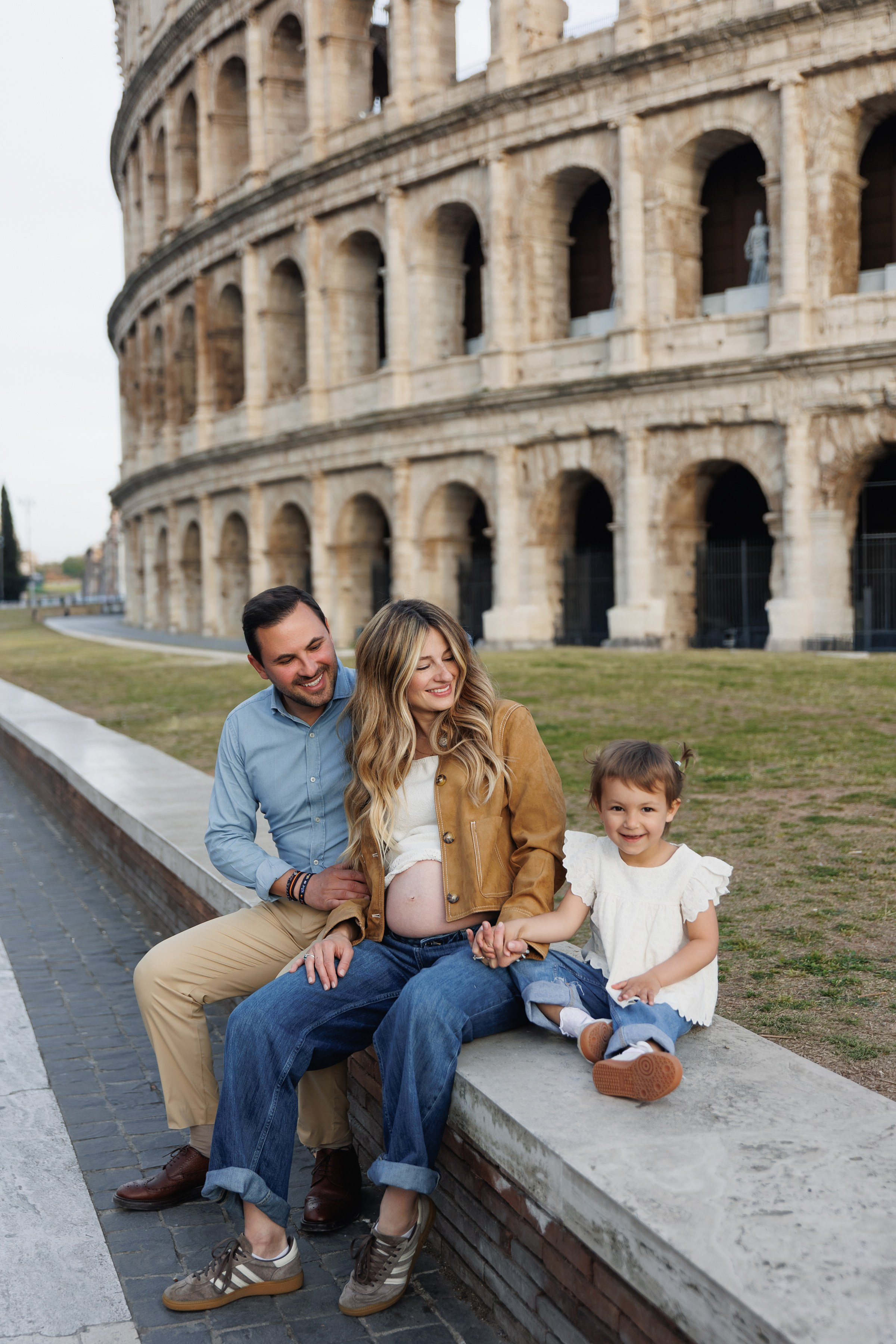 Famaly shooting in Rome. Wedding Photographer Rome Tuscany Como Sicily Puglia Amalfy Italy- Oksana Savenchuk