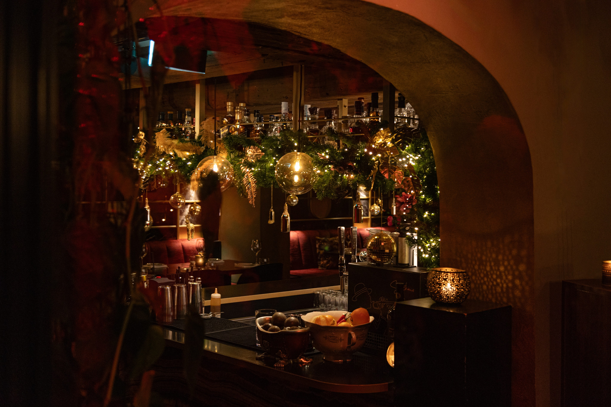 SATCHMO RESTAURANT AMSTERDAM. Lero Photographer and a set designer|individual custom portrait and advertising photography in Zutphen