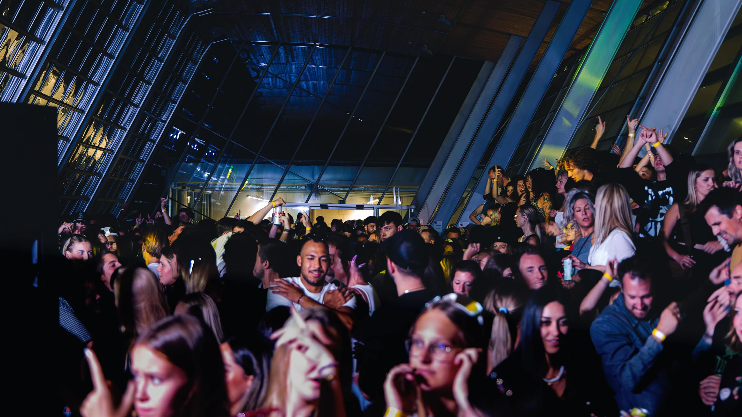 Axamer Lizum sundowner 2025. 808Media – Professionelle Foto- und Videografie für Restaurants, Hotels, Events und Hochzeiten in Innsbruck und Tirol