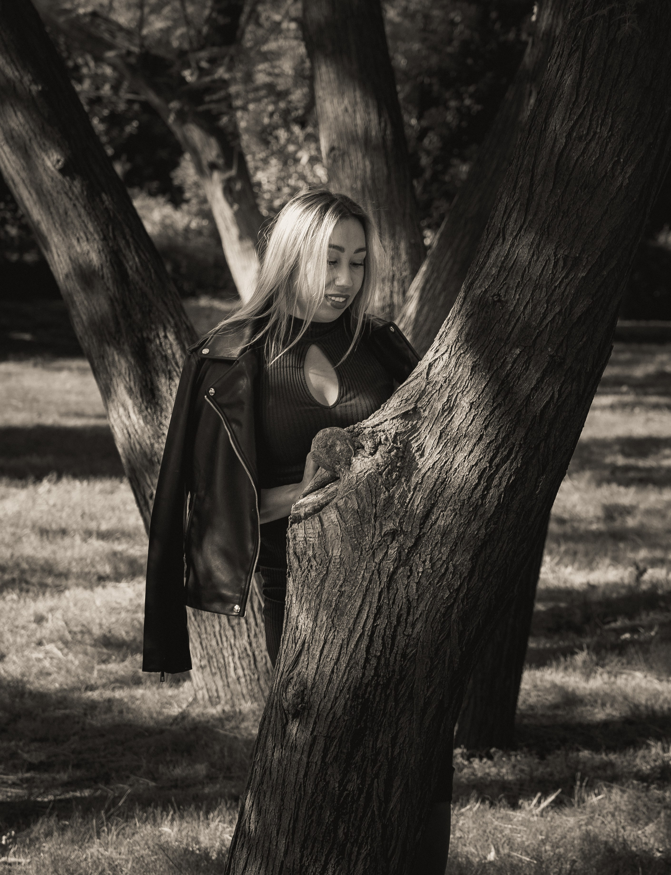 ZARINA. UNRATED PHOTO