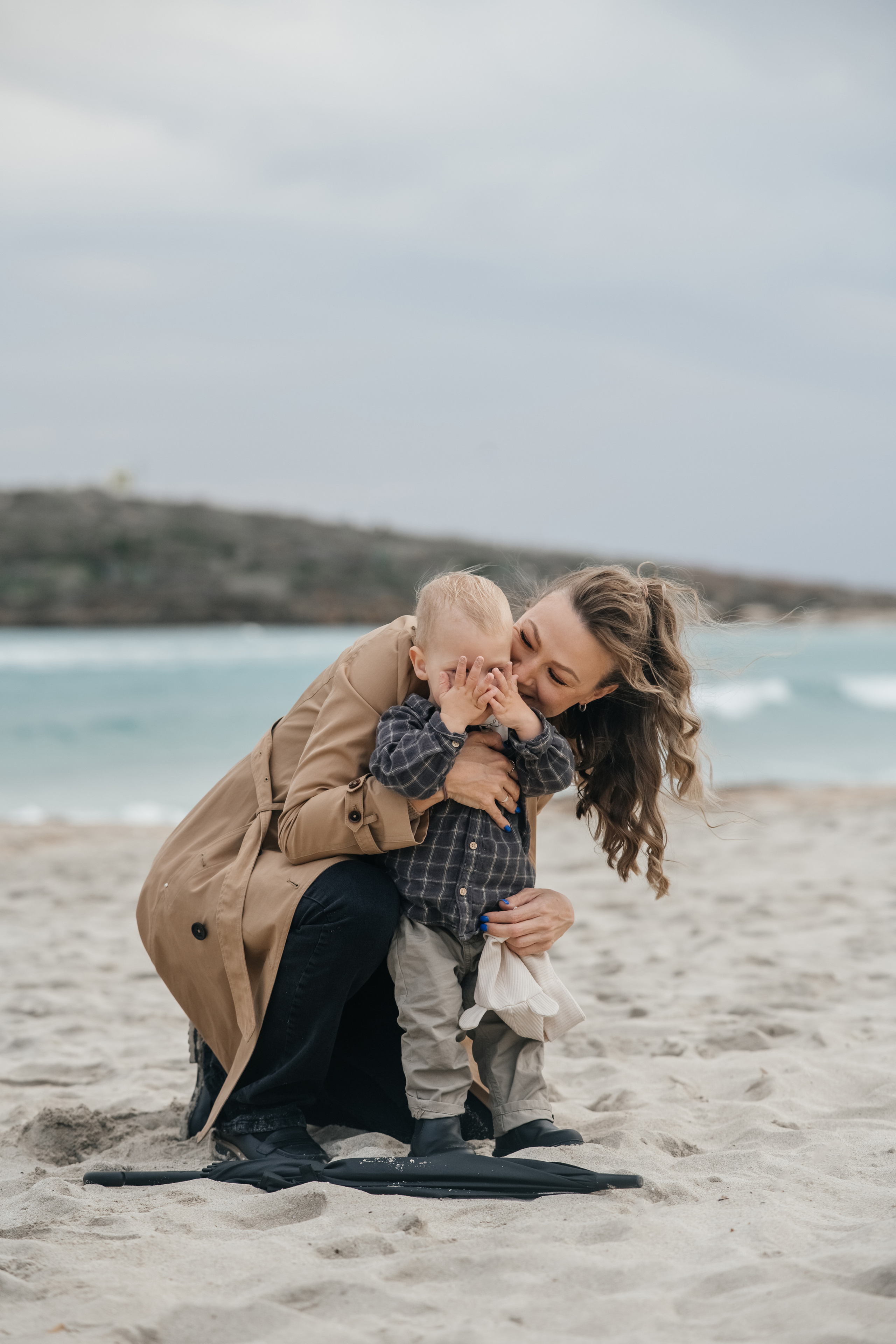 На пляже Нисси Бич. Фотограф на Кипре