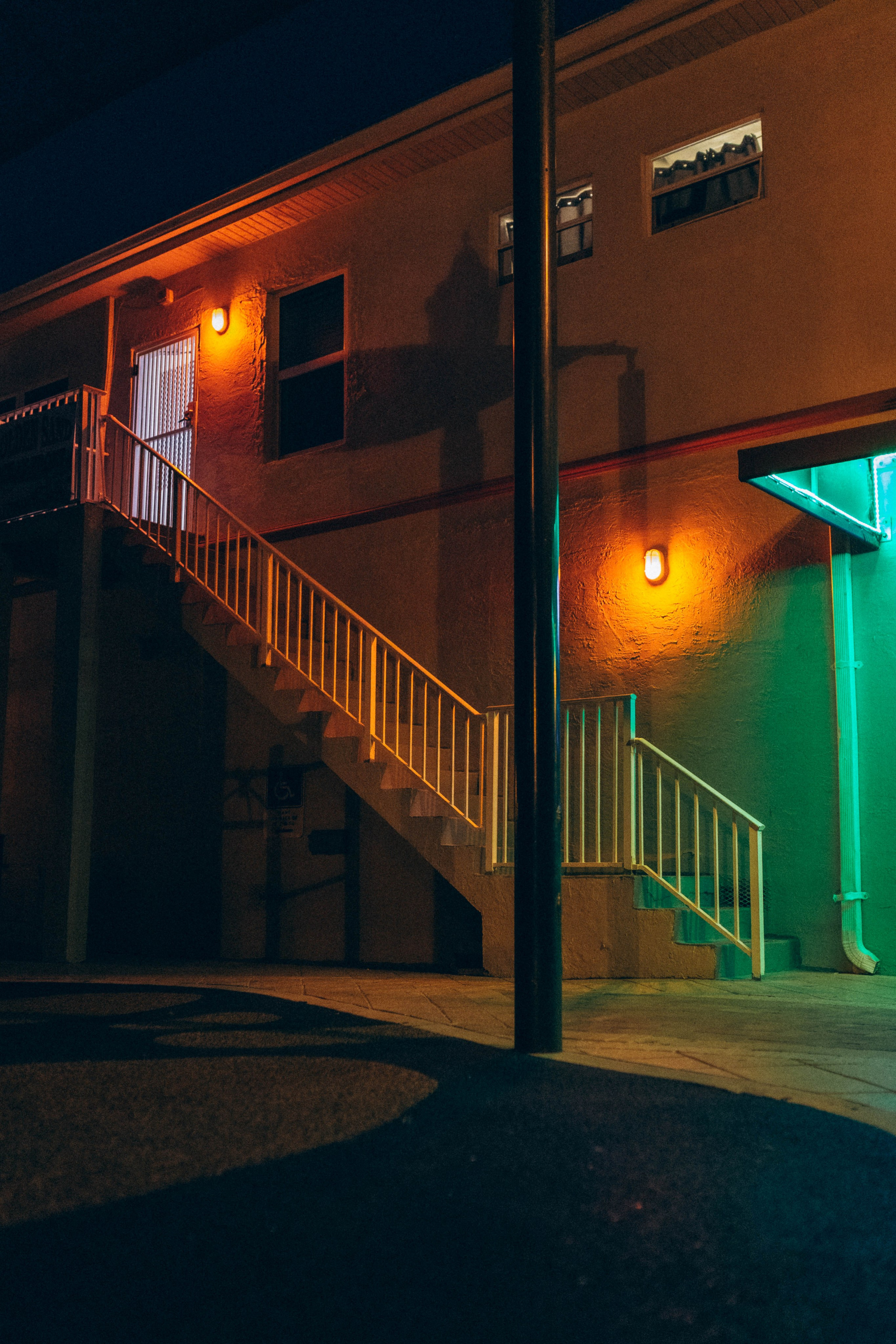 STREET. TETIANA UDOVYCHENKO PORTRAIT PHOTOGRAPHER