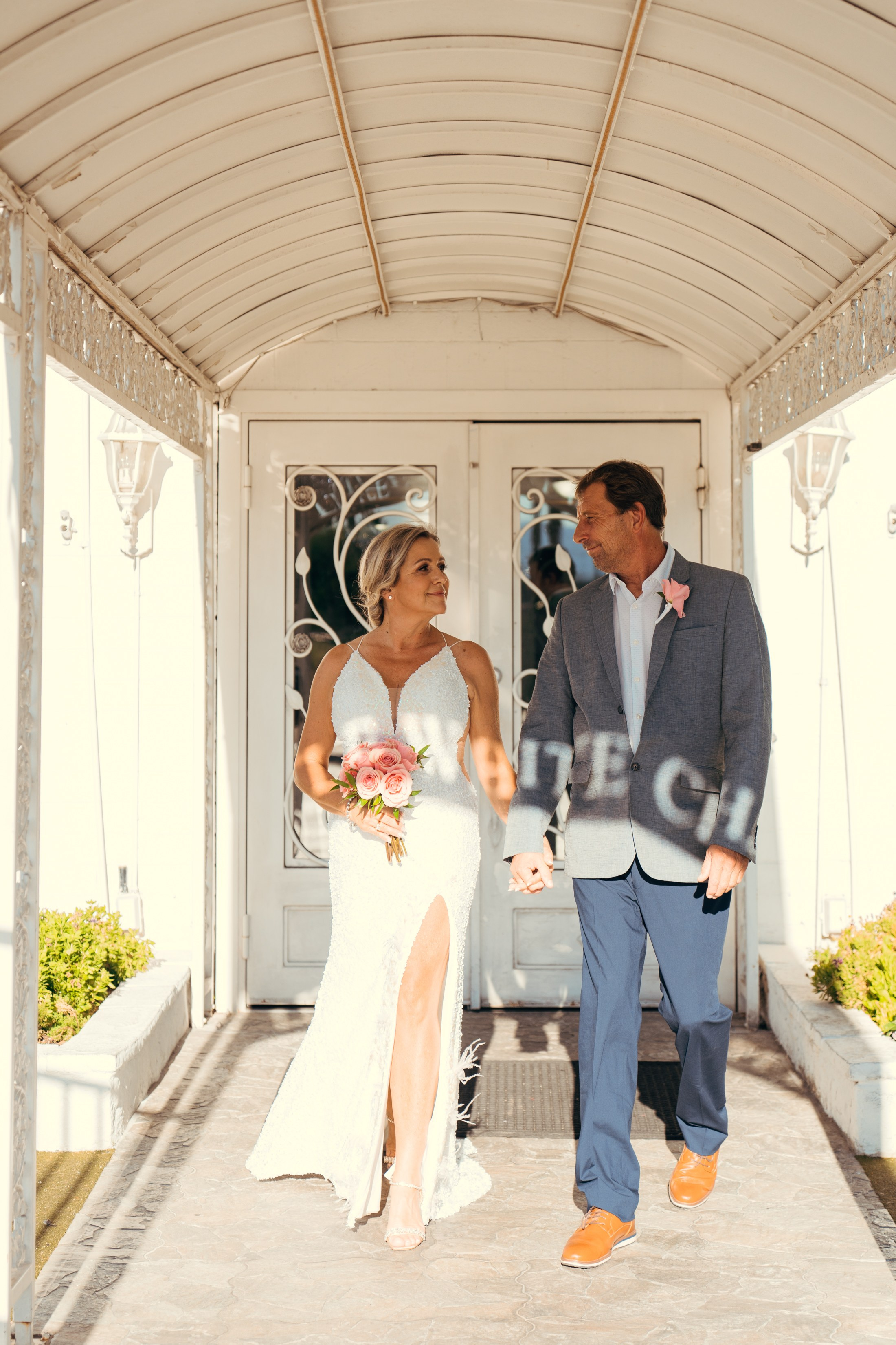 Sandra&Steffen. Renewal vows. Wedding & elopement photographer Viktoriya Kravtsov. Las Vegas